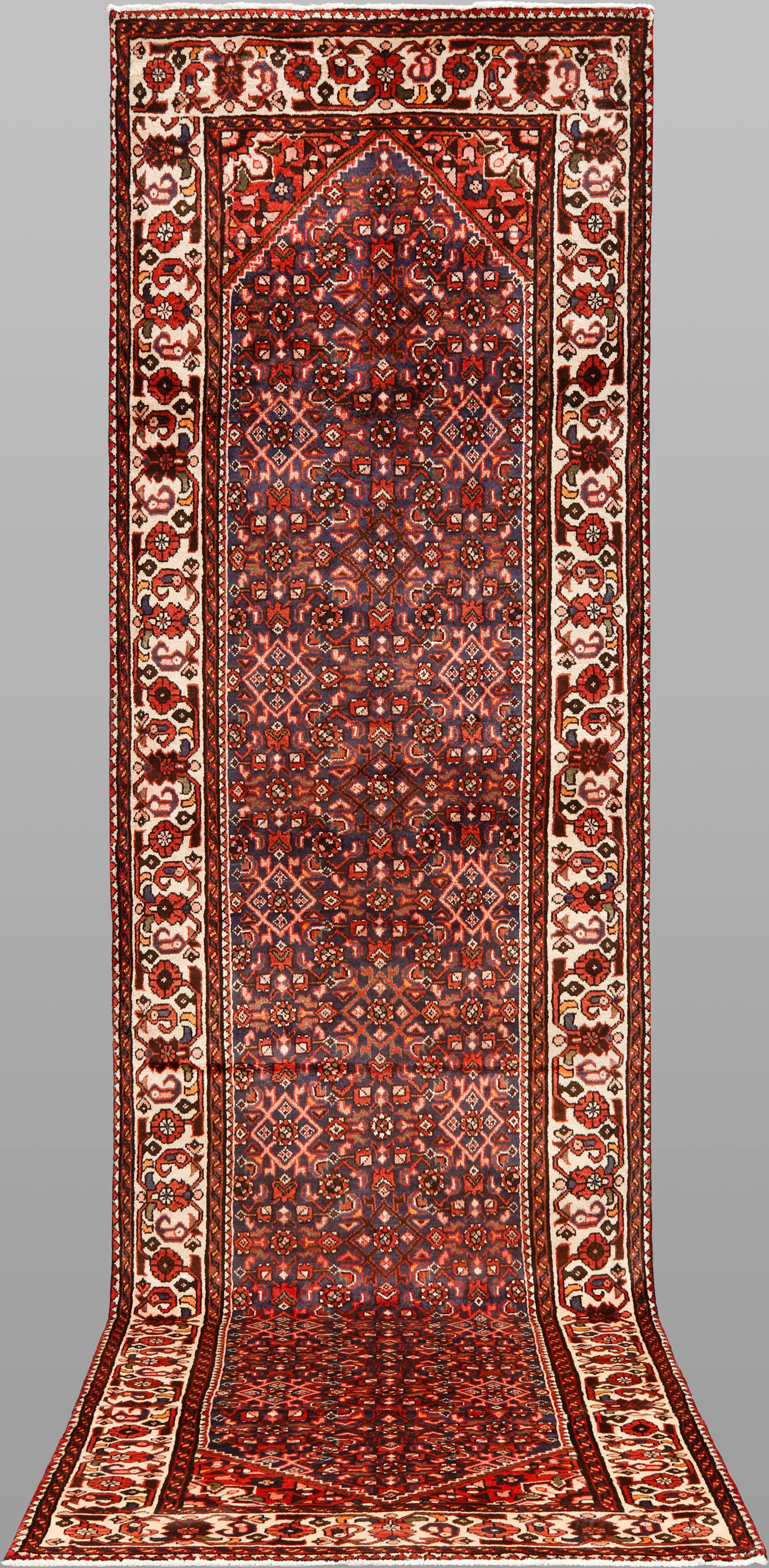 ORIENTMATTA, Hosseinabad, handknuten, gallerimodell, ca 418x120 cm.