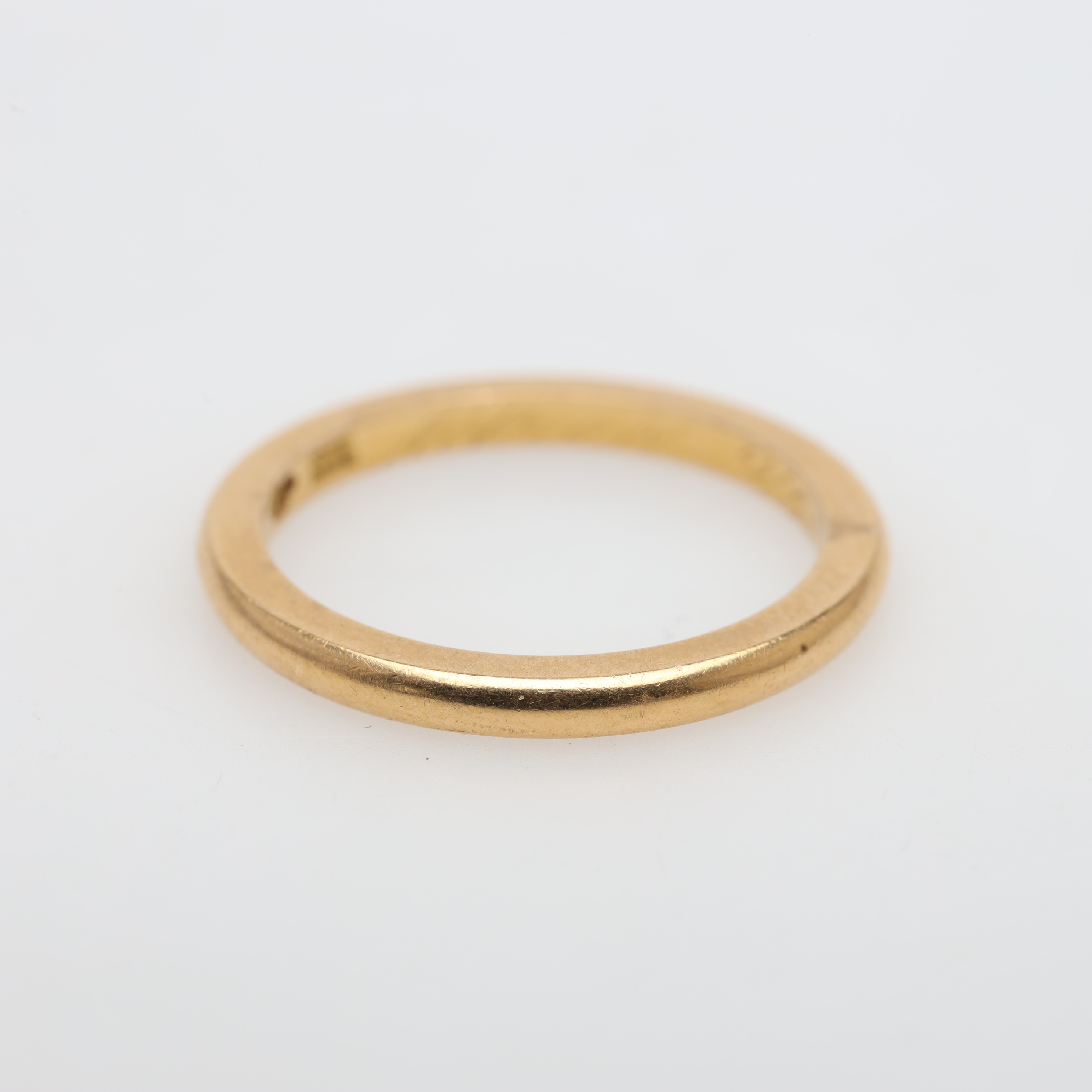 RING 20K, guld, vikt ca 4 gram.