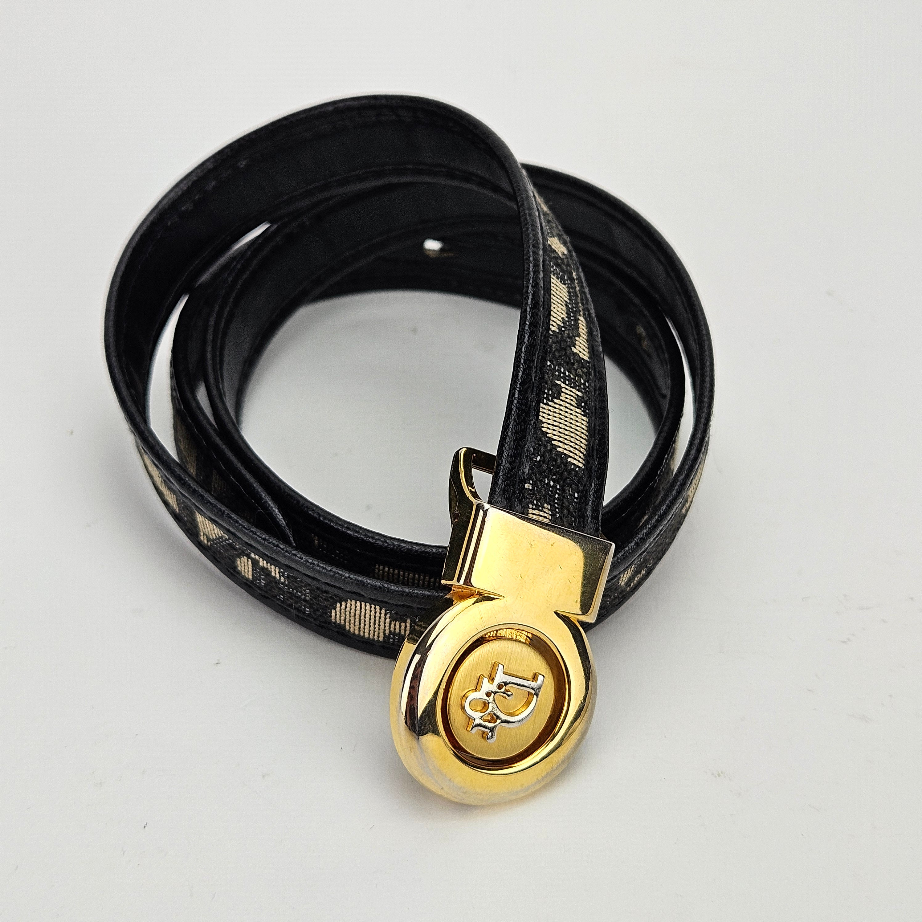 CHRISTIAN DIOR. Skärp.