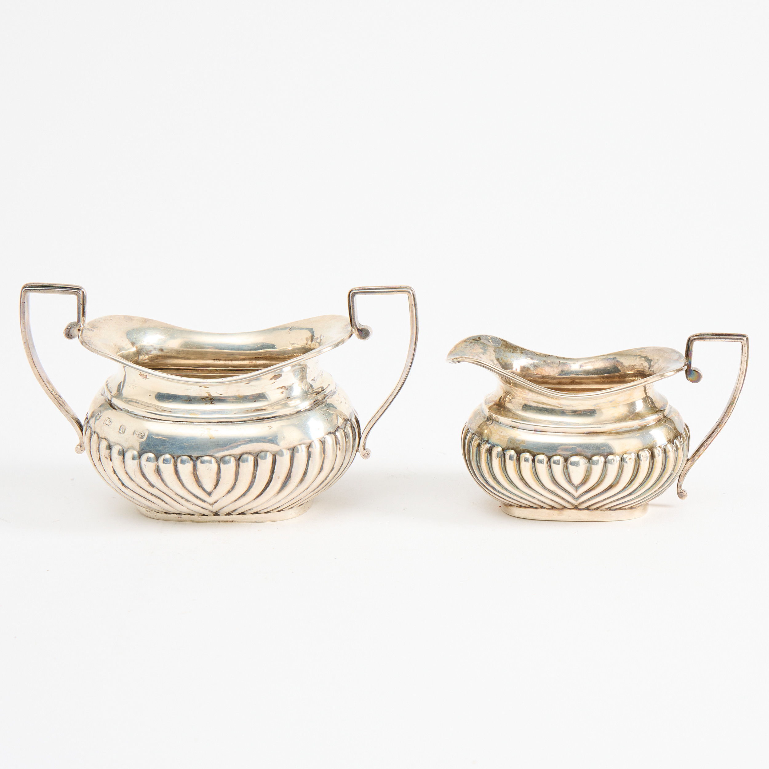 GEORGE NATHAN & RIDLEY HAYES. Sockerskål och gräddkanna, silver, Birmingham 1901.
