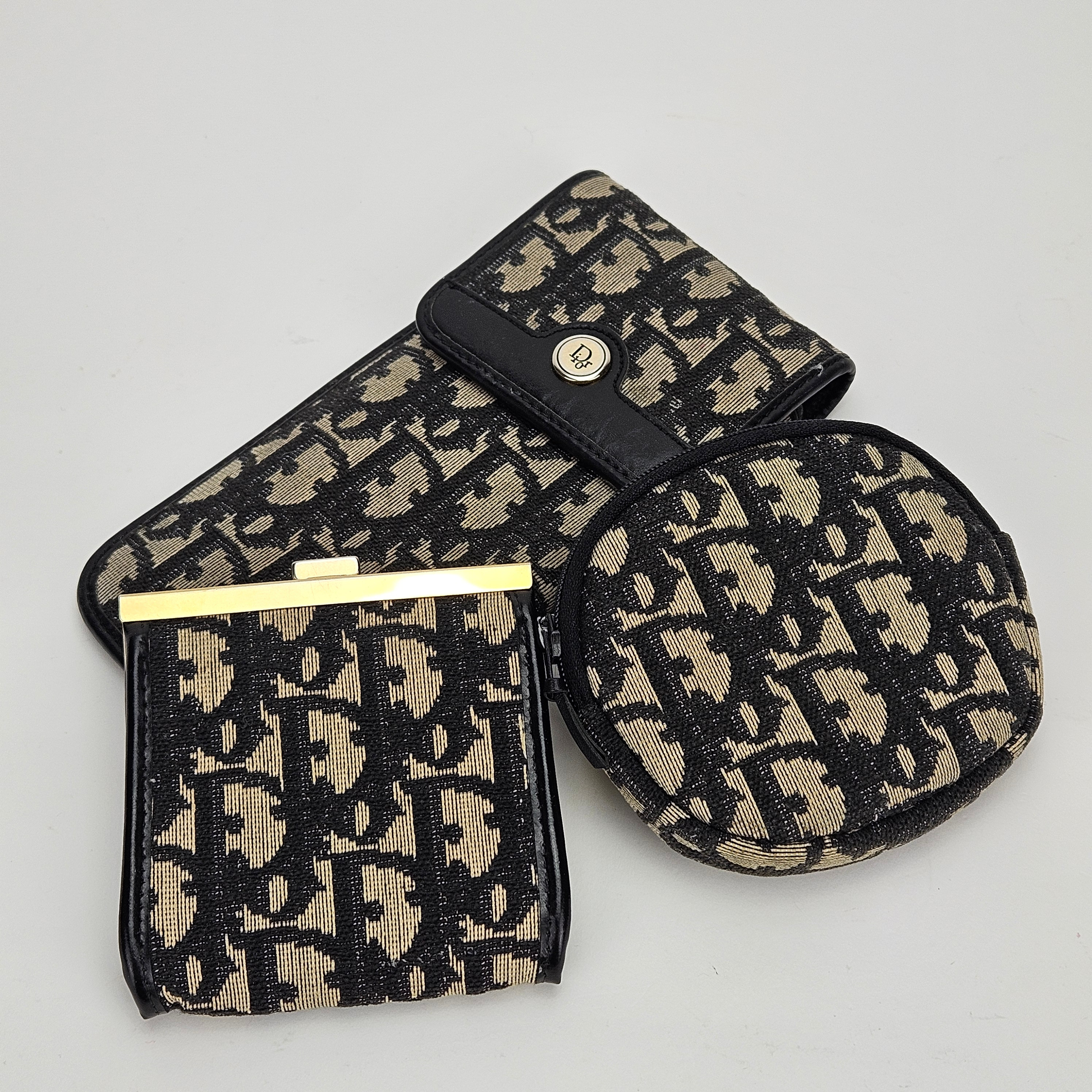 CHRISTIAN DIOR. 3 delar.