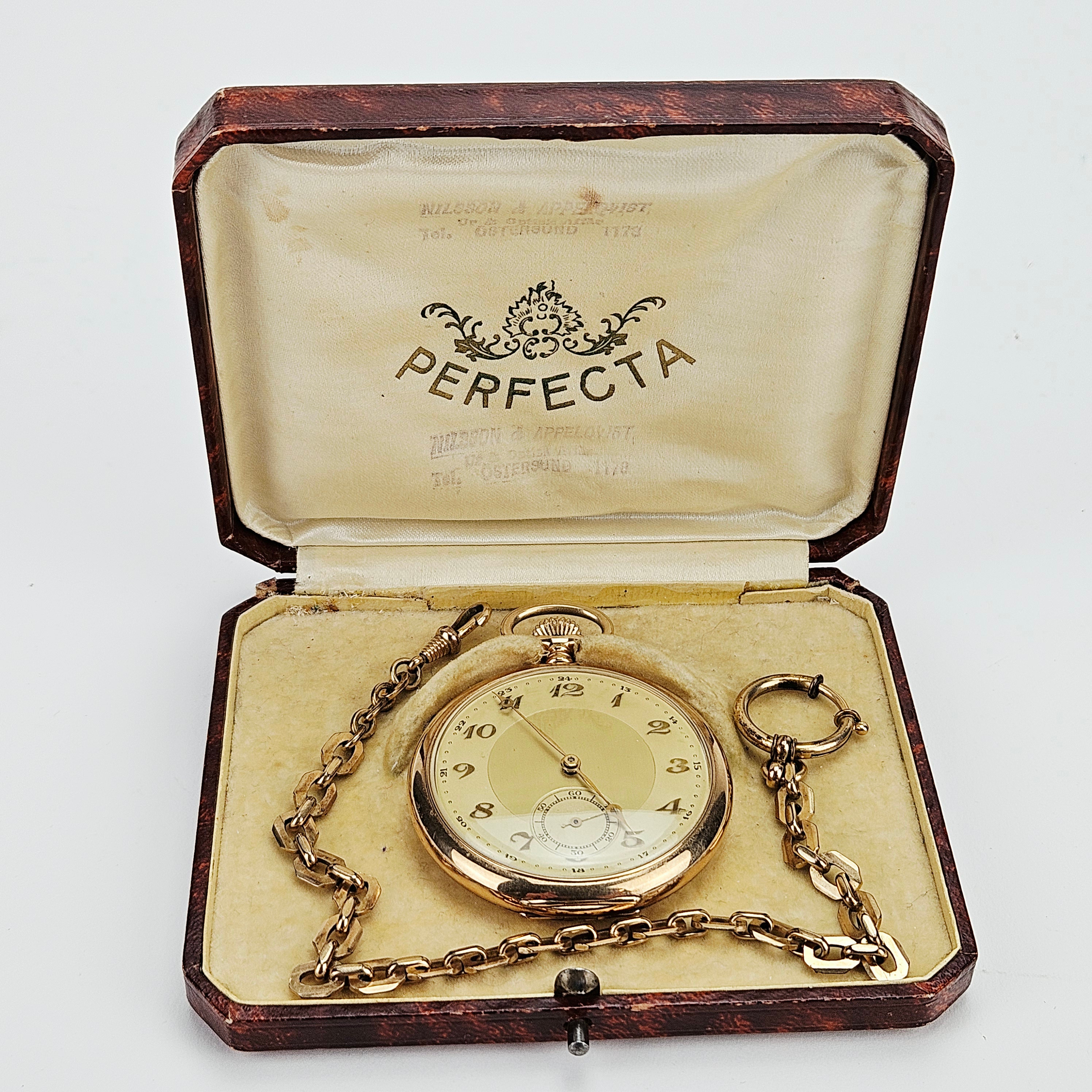 FICKUR, guld, 14K, total vikt ca. 81,5 gram.
