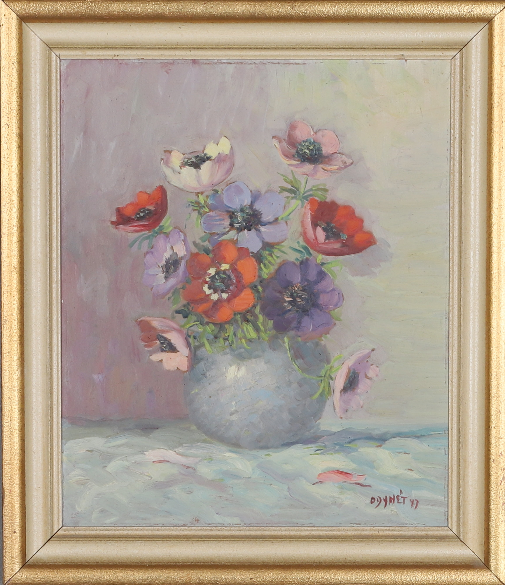 OLOF DYNÉT. olja på pannå, signerad "O DYNÈT 43", blommor i vas.
