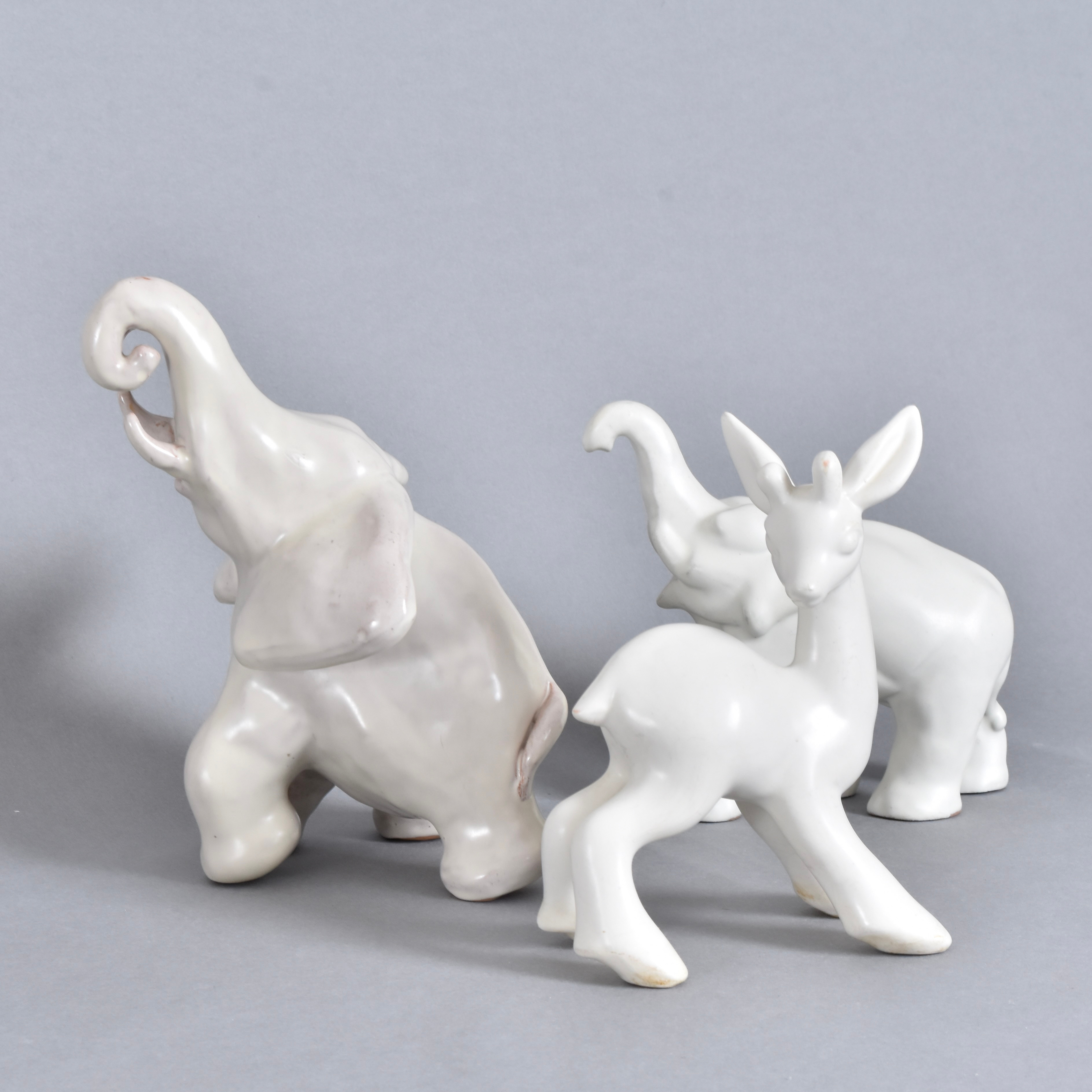 FIGURINER, 3 st, glaserat lergods.