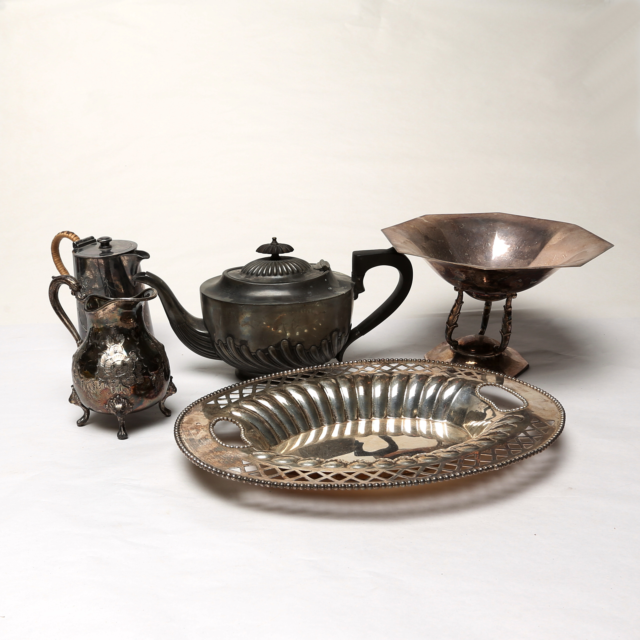 SAMLING NYSILVER och ELECTROPLATE, 5 delar.