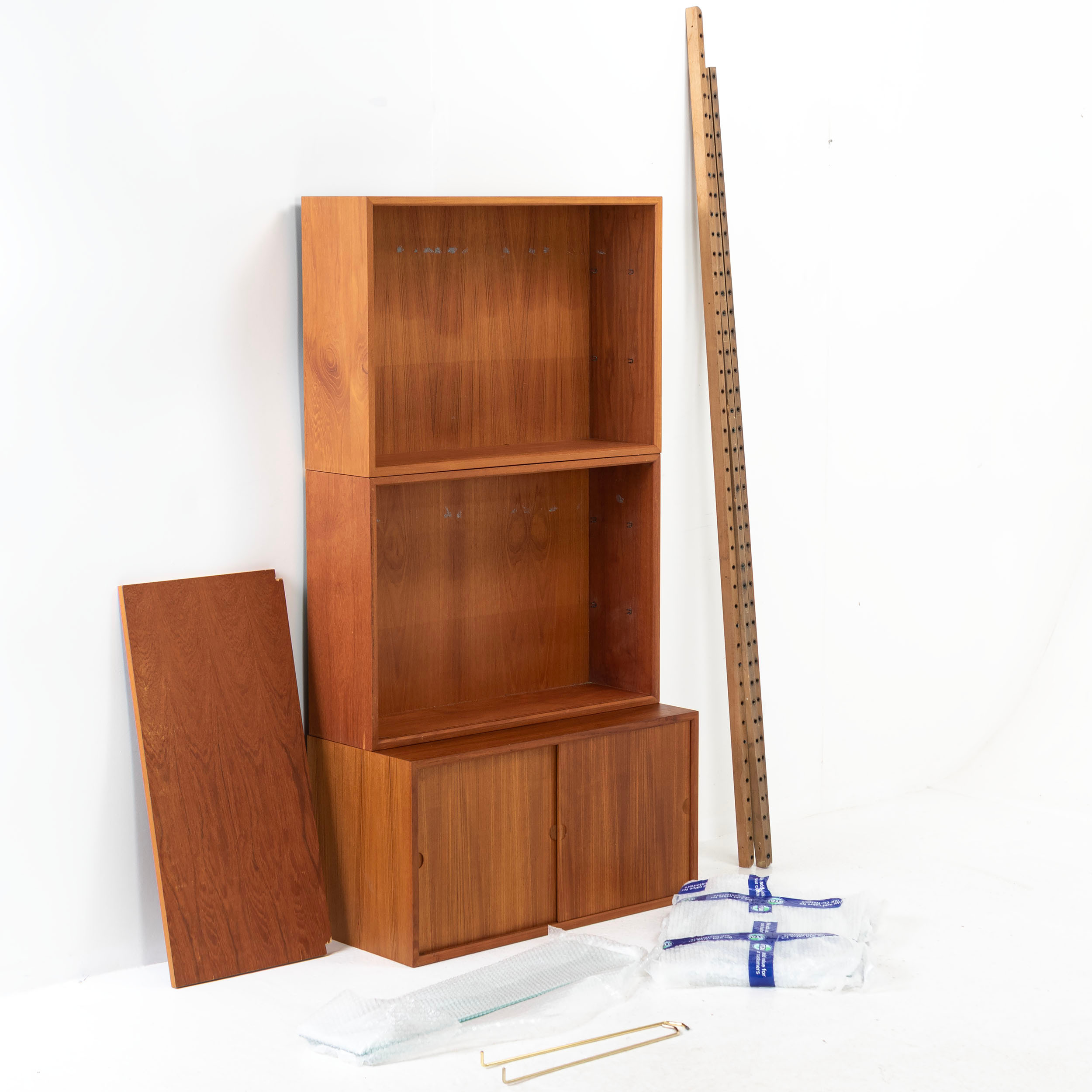 POUL CADOVIUS. Hyllsystem, teak, Danmark.