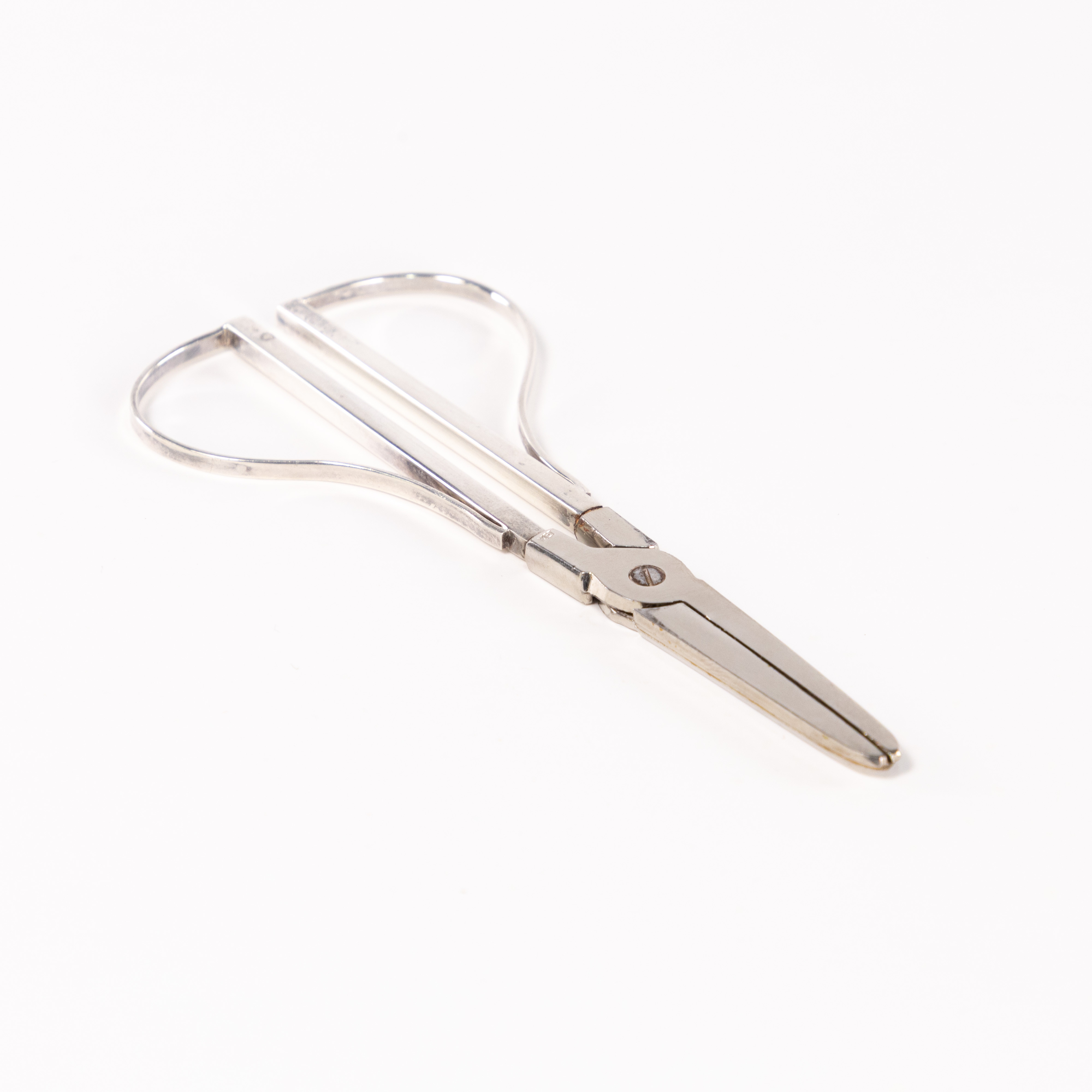 DRUVSAX. Silver, modernistisk formgivning, JLH.