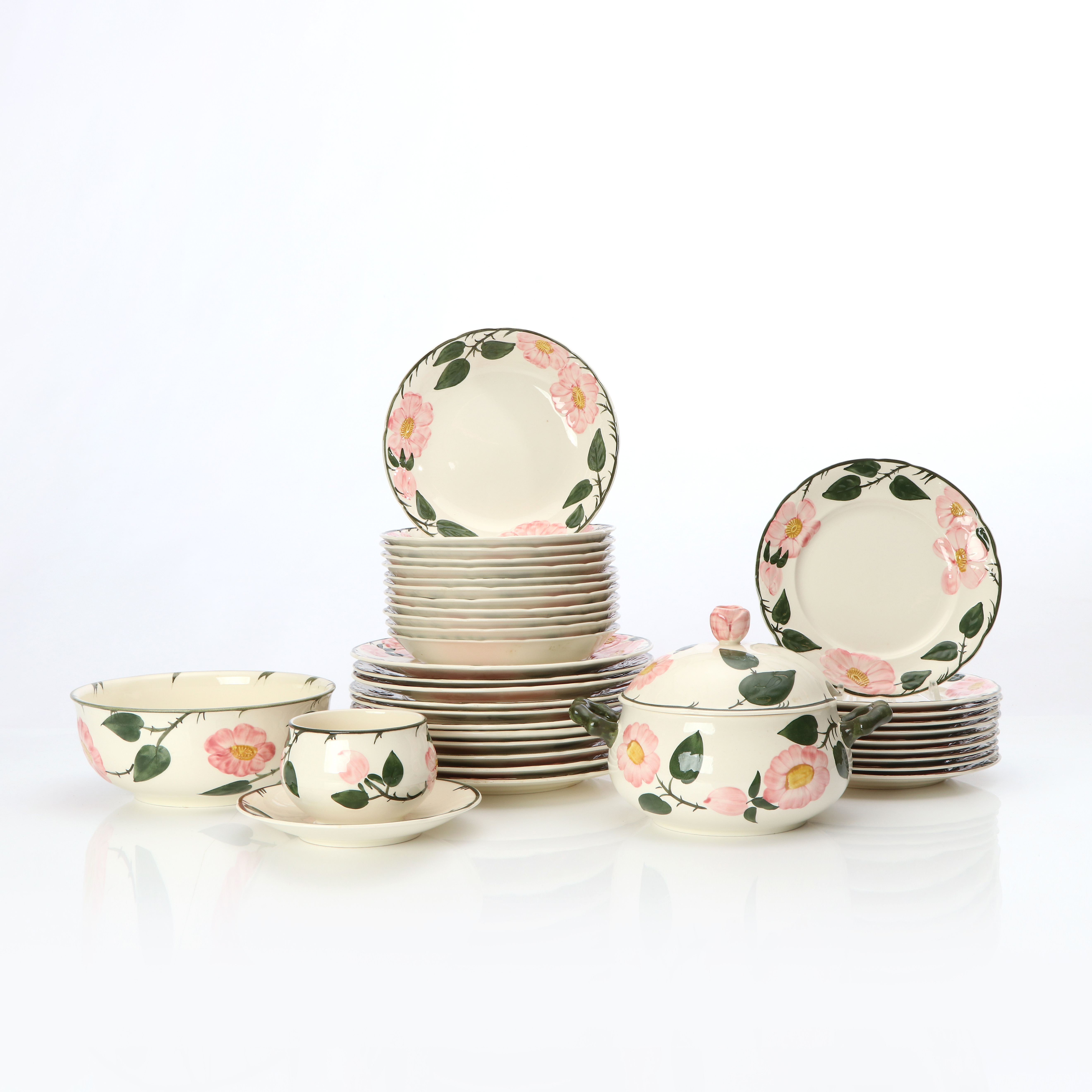 VILLEROY & BOCH, MATSERVIS, 36 DELAR. "Wild Rose".