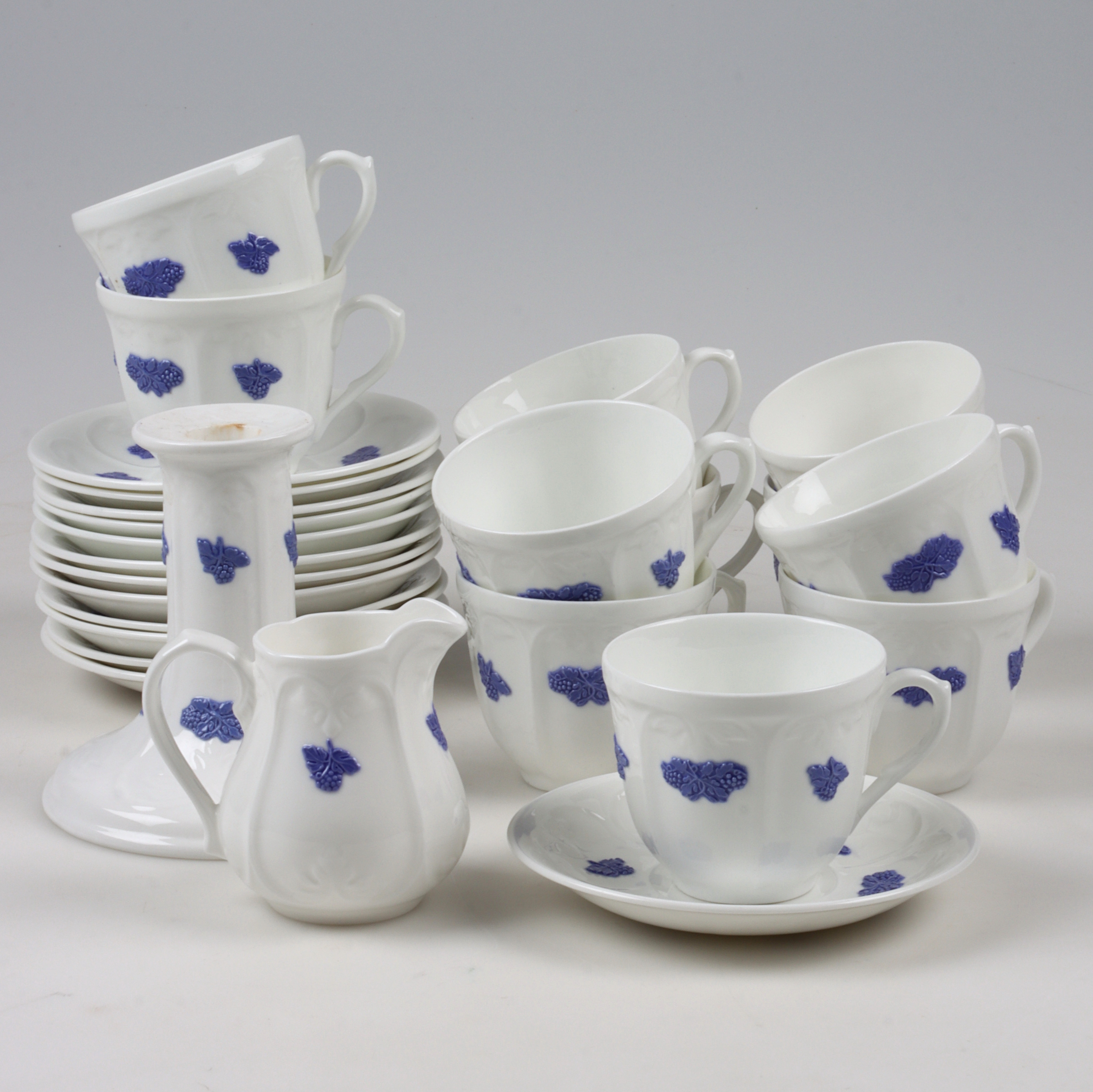 KAFFESERVIS, delar porslin, "Blå blom", Gustavsberg.
