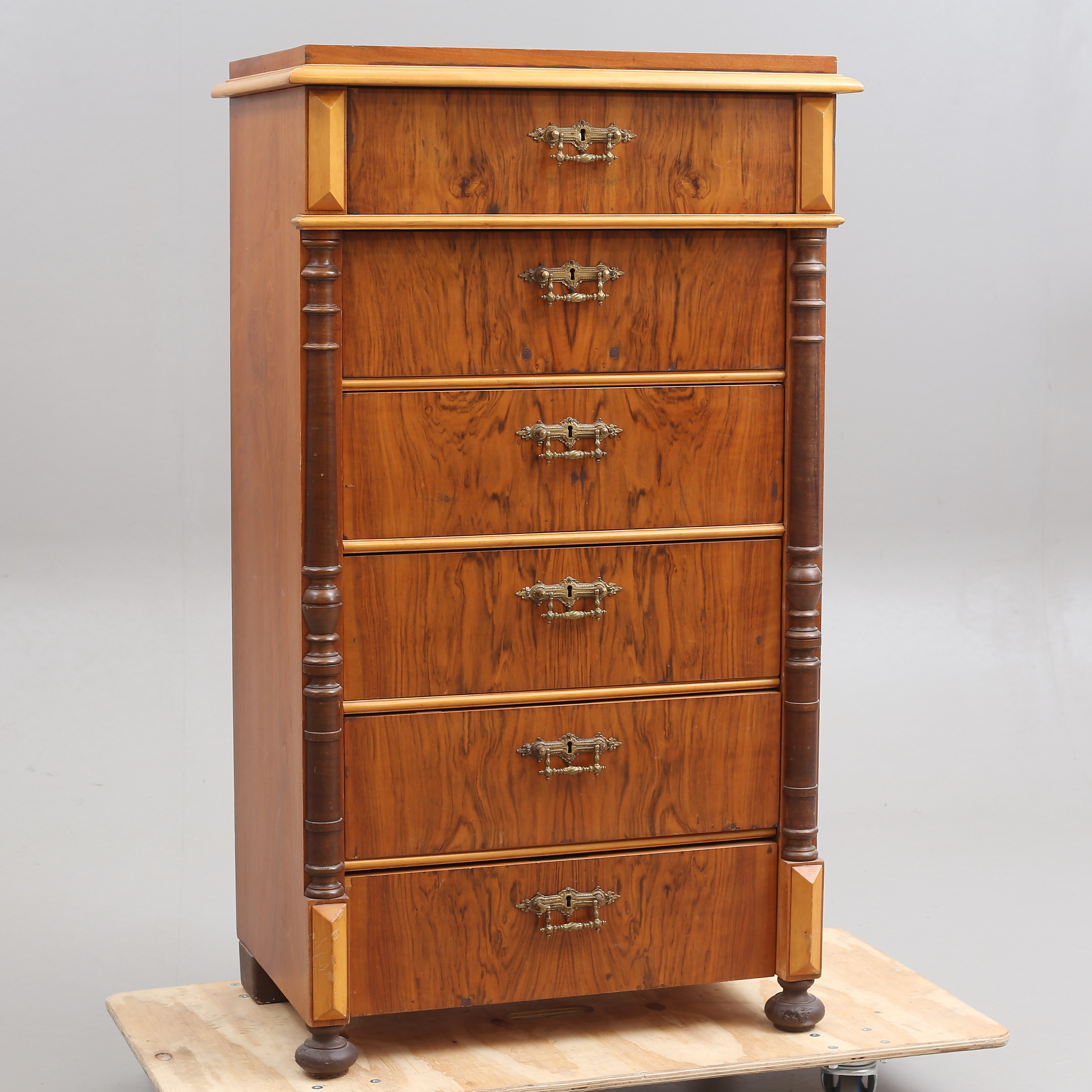 BYRÅ, 6-lådig, nyränessans, 1800/ 1900-tal.