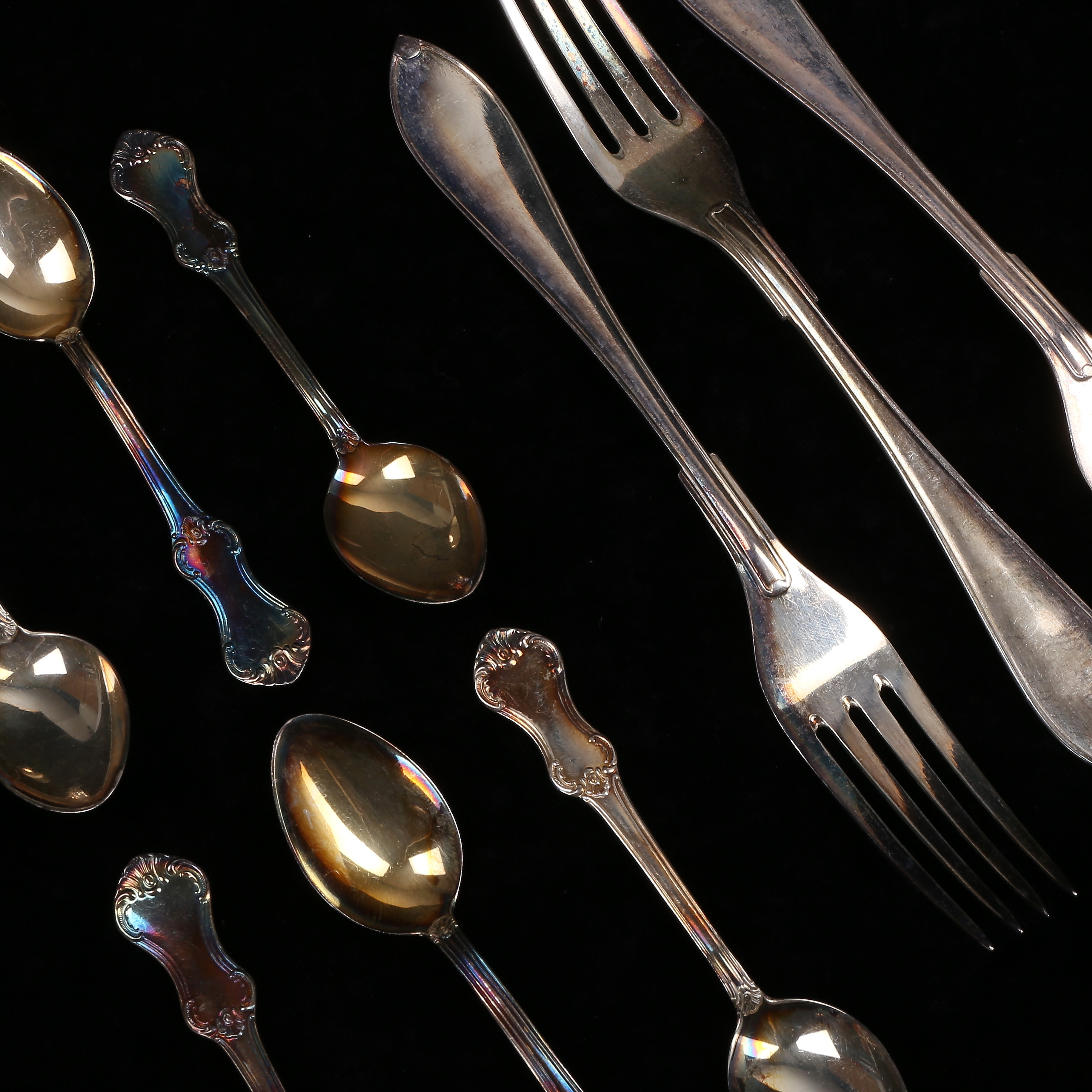 GAFFLAR och KAFFESKEDAR, 3+6 st, silver, vikt 265 gram.