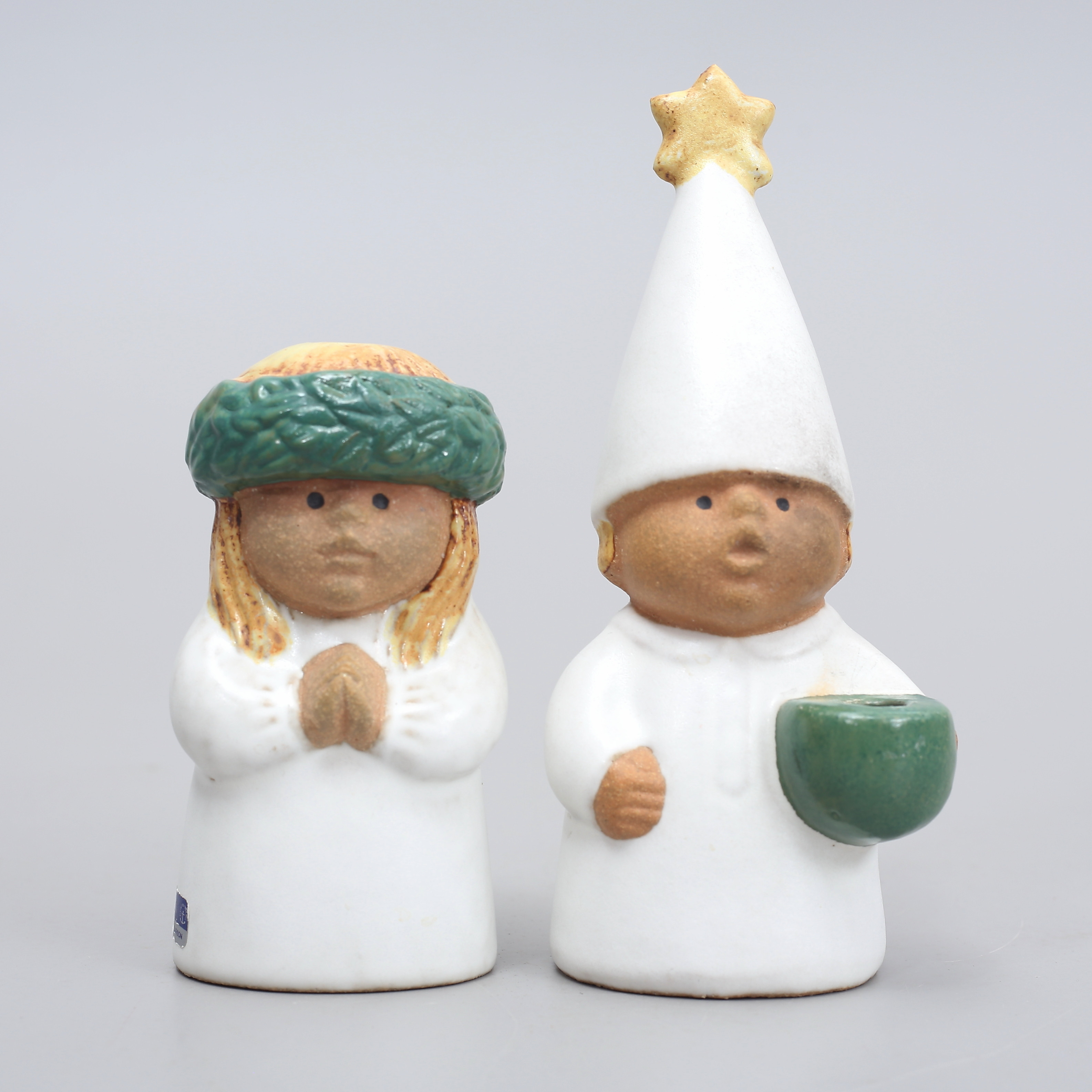 LISA LARSON. Figuriner, 2 st, stengods, Gustavsberg, 1900-tal.