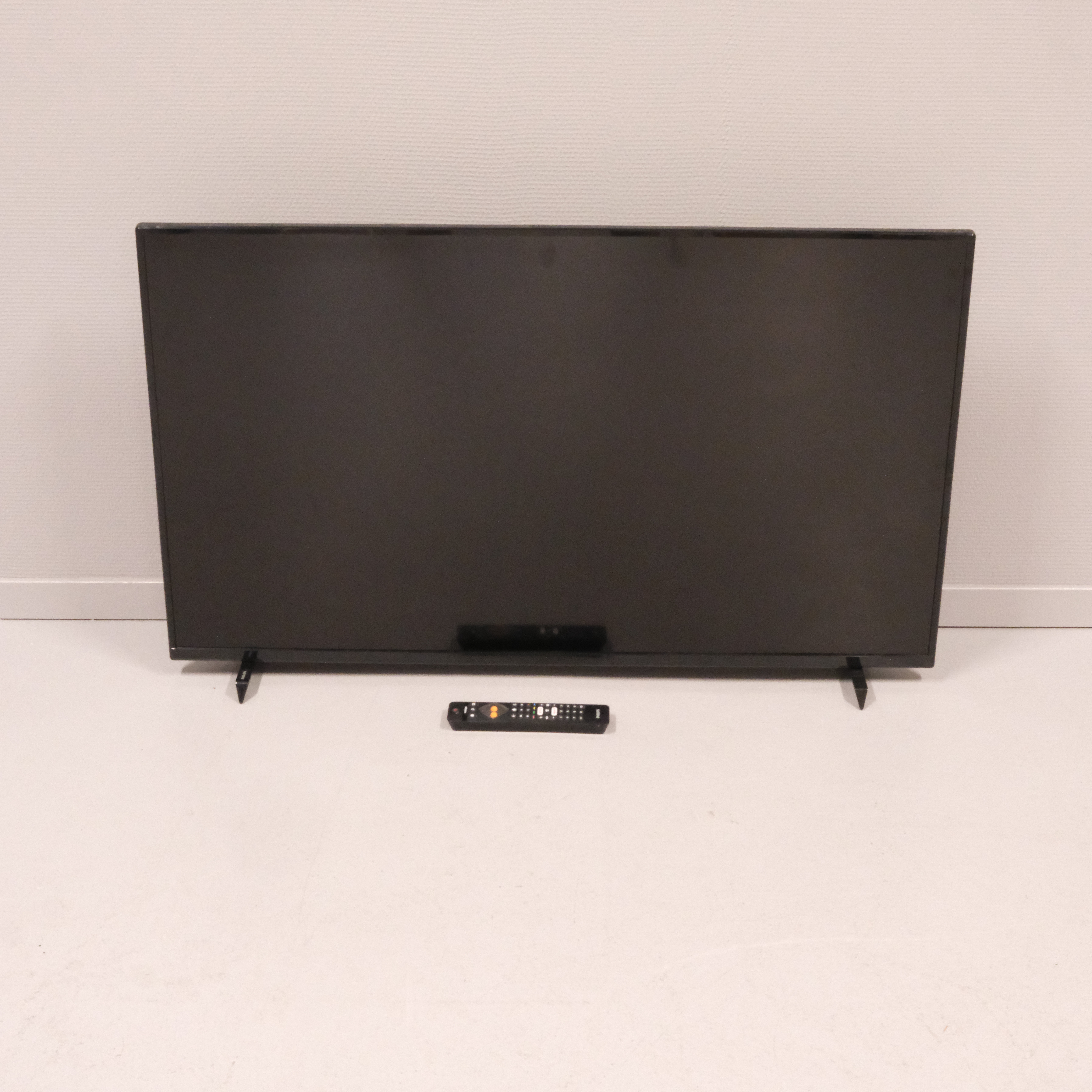 PHILIPS. LED-TV. 42,5" TUM.