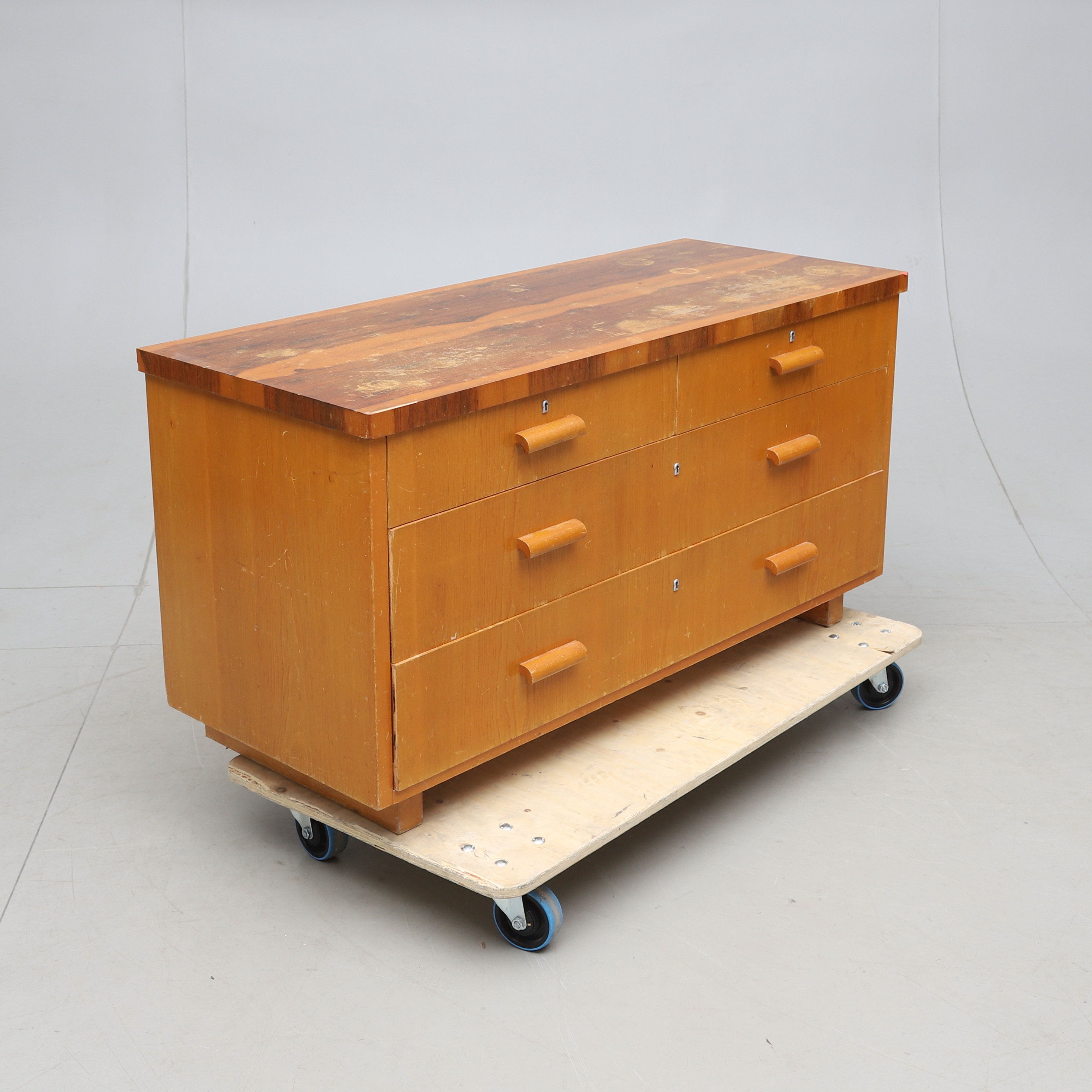 BYRÅ, Scandinavian Modern, 1930-/40-tal.