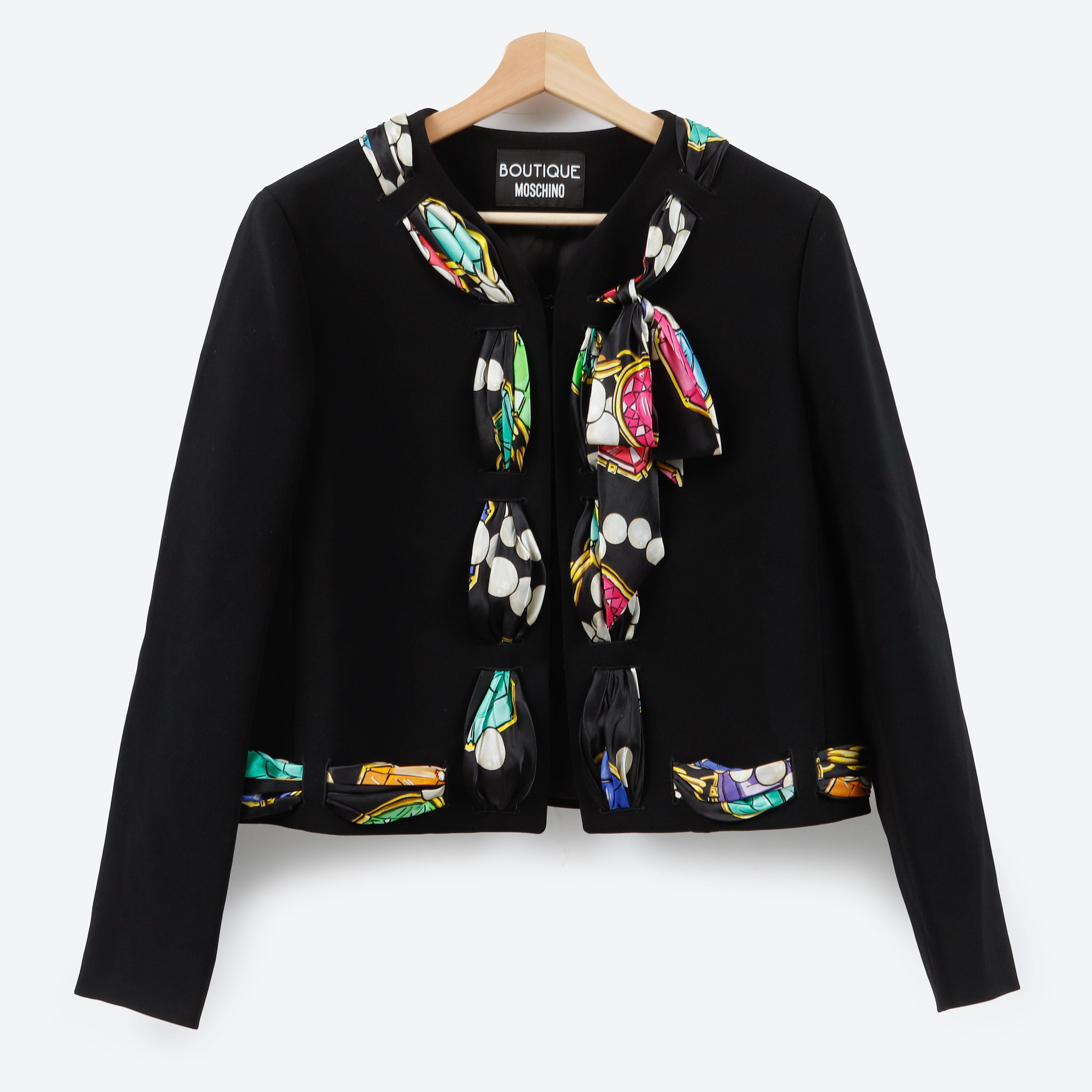 KAVAJ, Boutique Moschino, storlek 46.