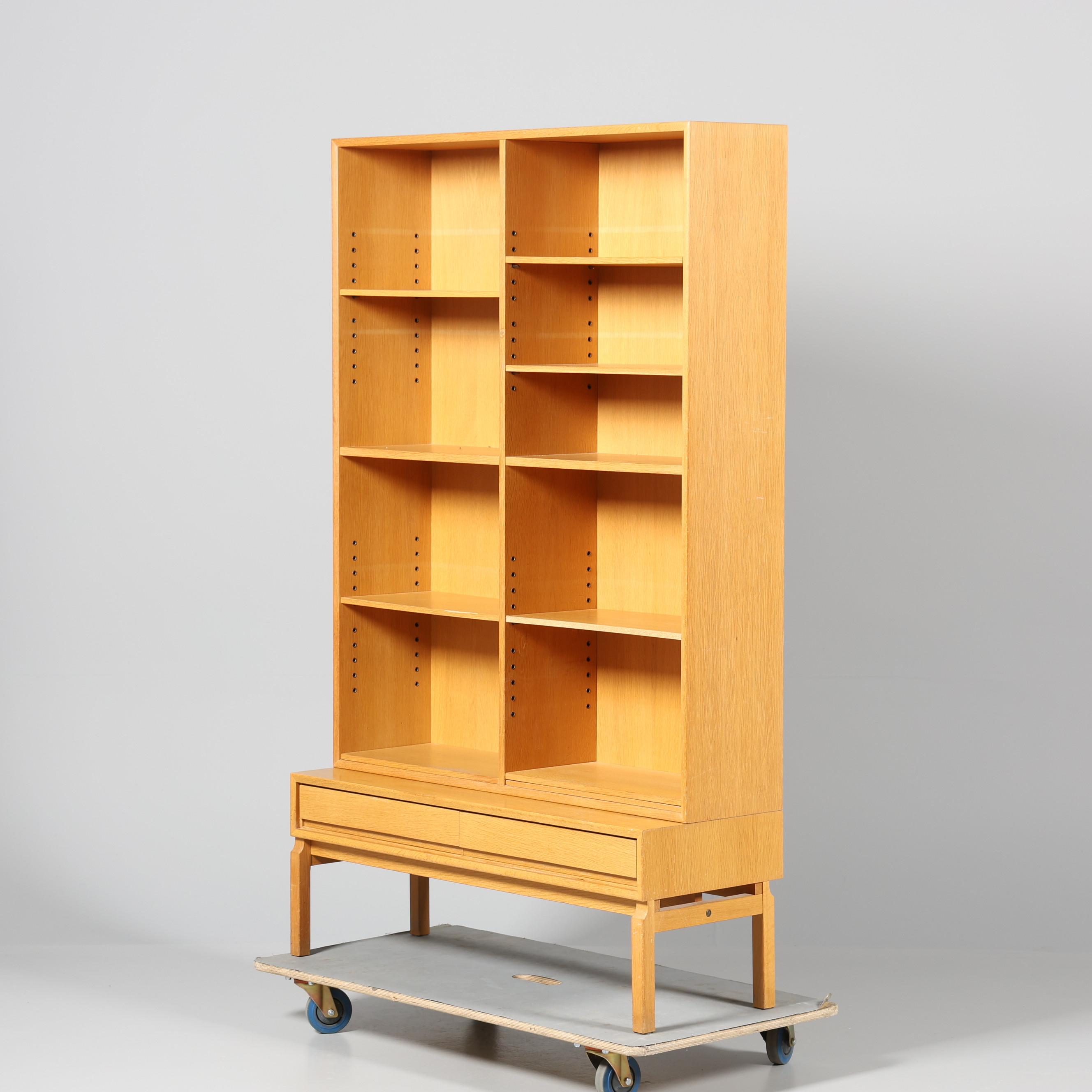 MARIAN GRABINSKI. BOKHYLLA, "MTP", Ikea, 1900-tal.