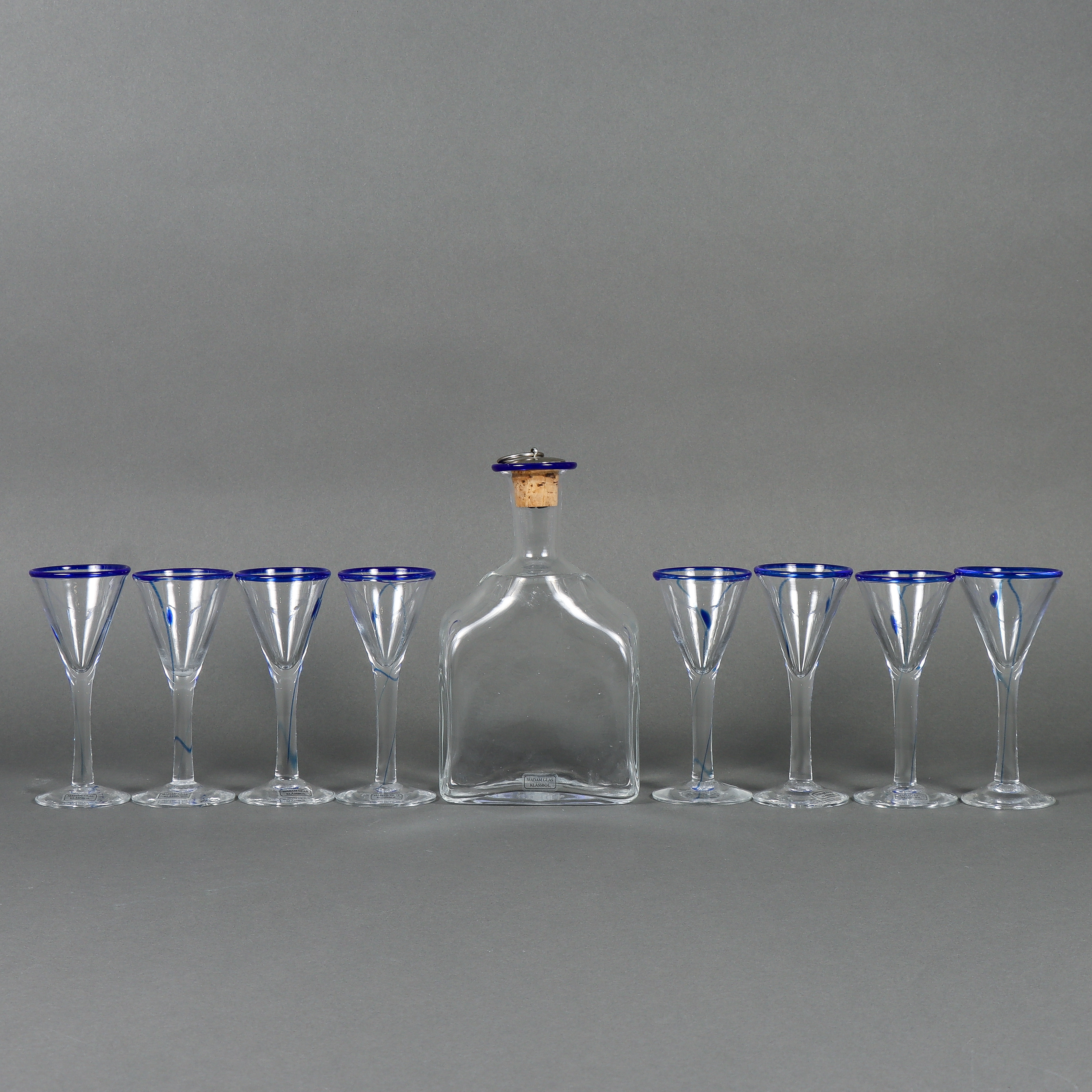 KARAFF MED 8 GLAS Madam Glas Klässbol.