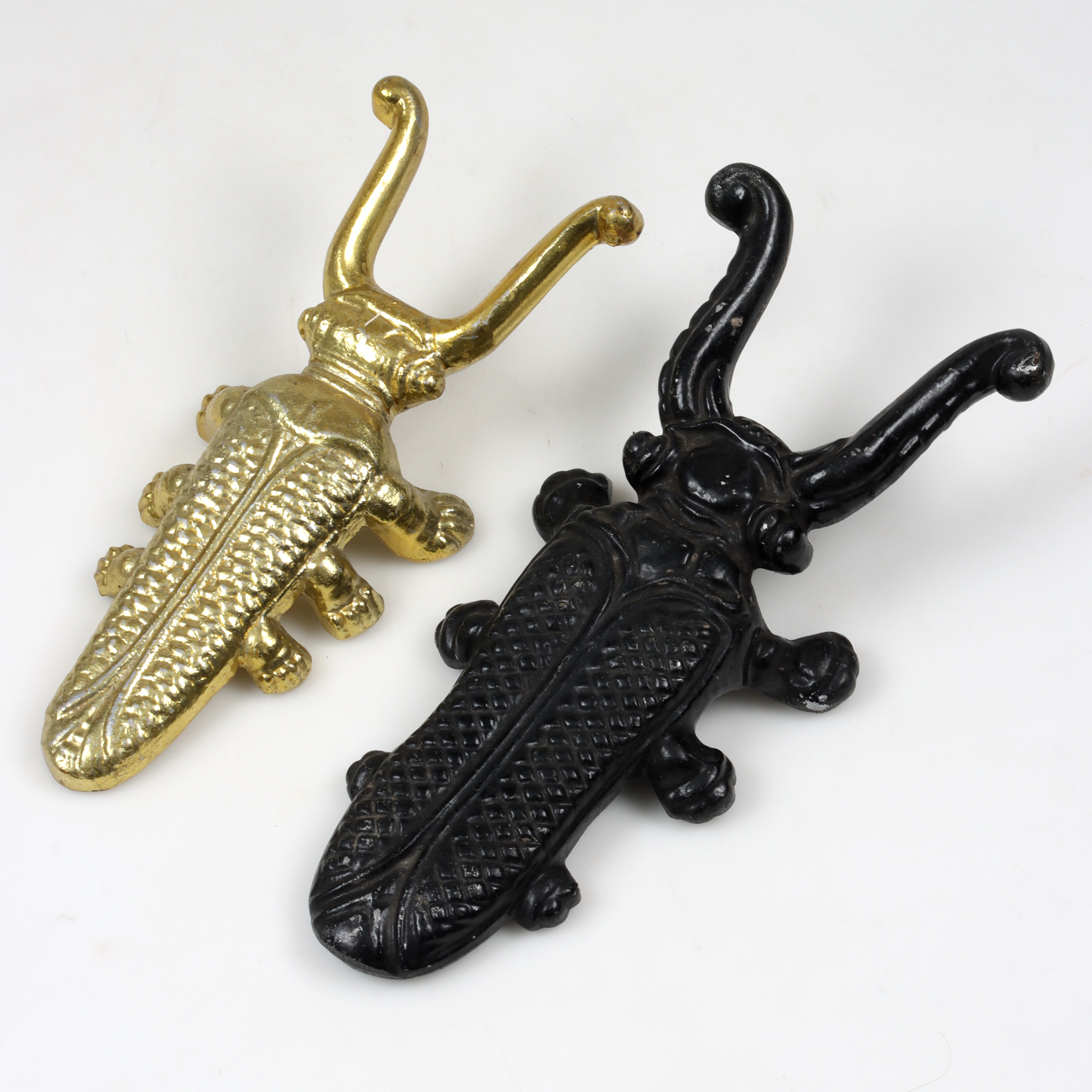 STÖVELKNEKTAR, 2 st, metall, 1900-tal.