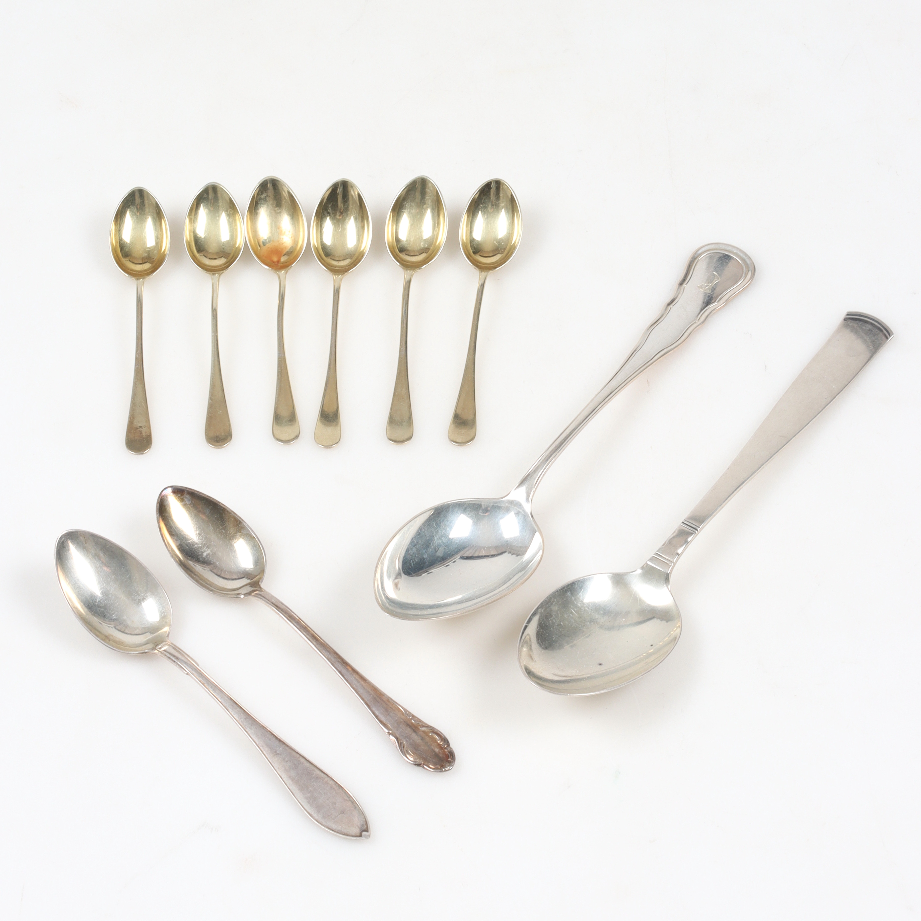 SKEDAR, 10 st. silver, bl.a. C. H. Hallberg, Stockholm. 1900-talets mitt.