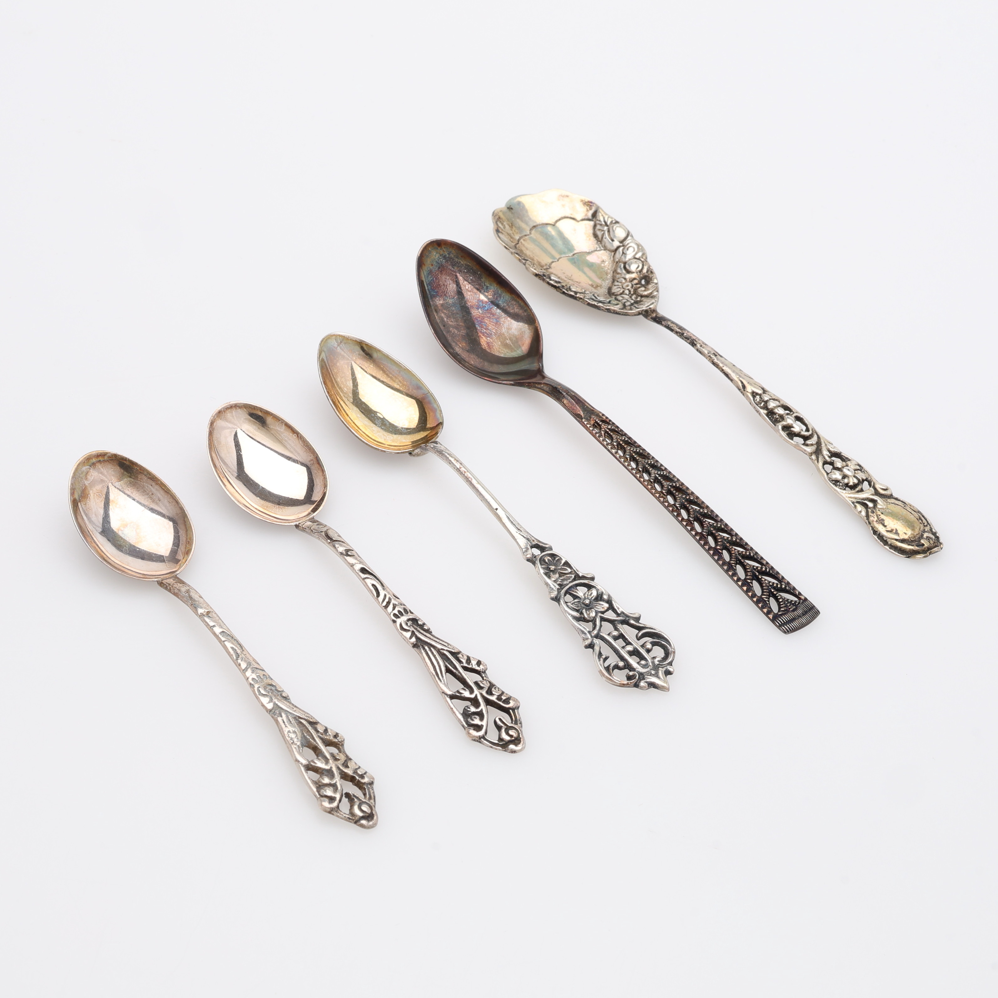 DIVERSE SKEDAR, 5 ST, SILVER, TOTAL VIKT CIRKA 46 GRAM.