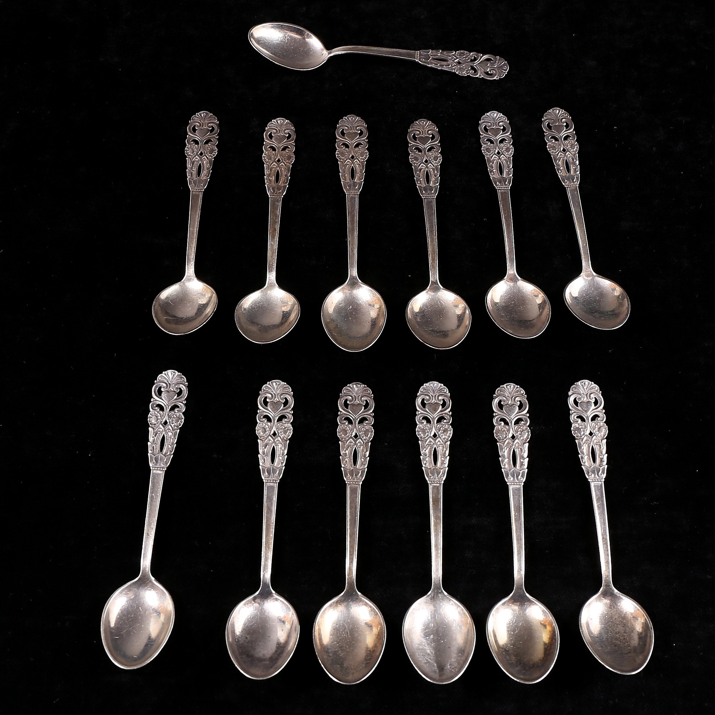 KAFFESKEDAR, 13 st, silver, totalvikt 165 gram.