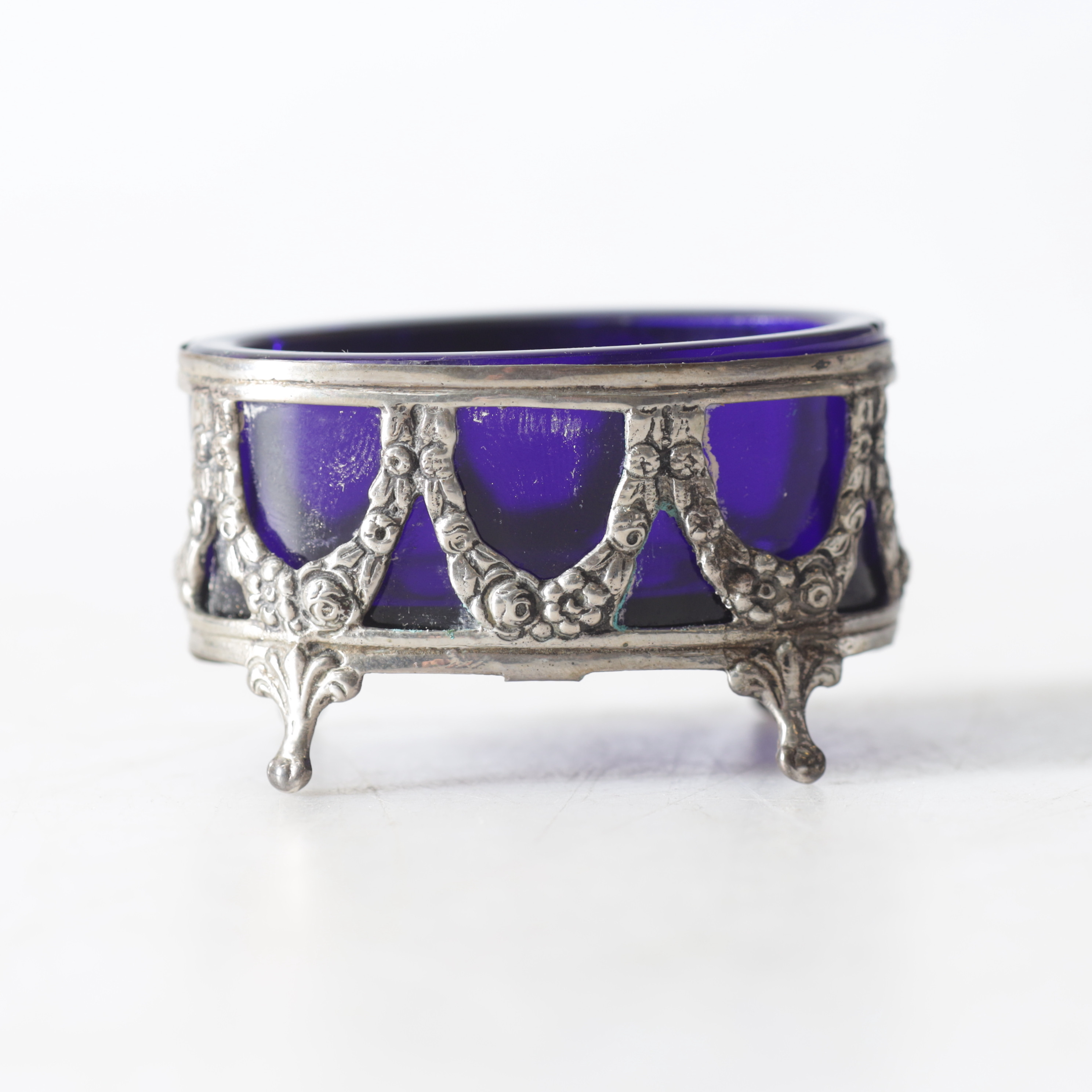 SALTKAR, silver med glasinsats, 1900-tal.