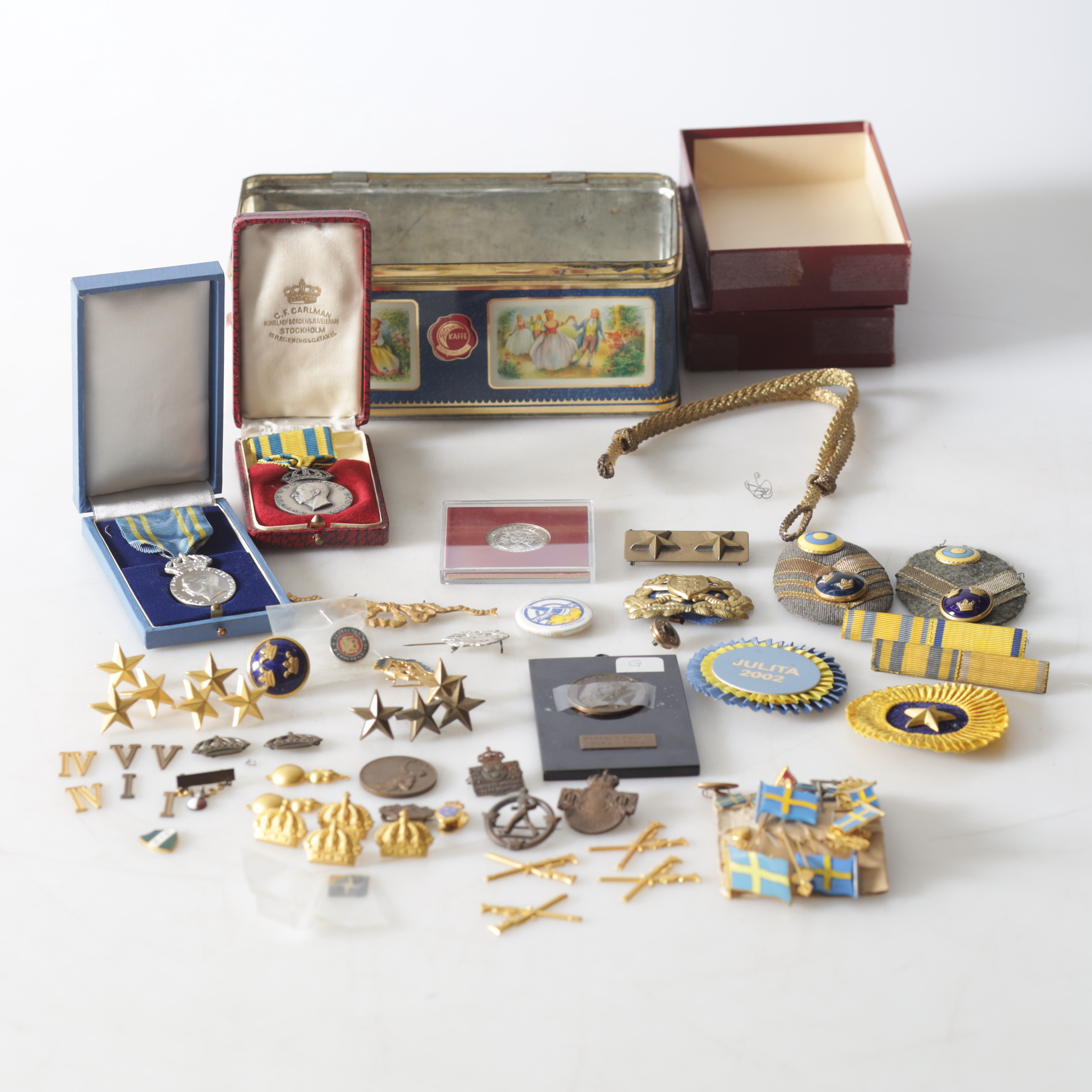 MILITARIA, ca 30 delar, Sverige, 1900-tal.