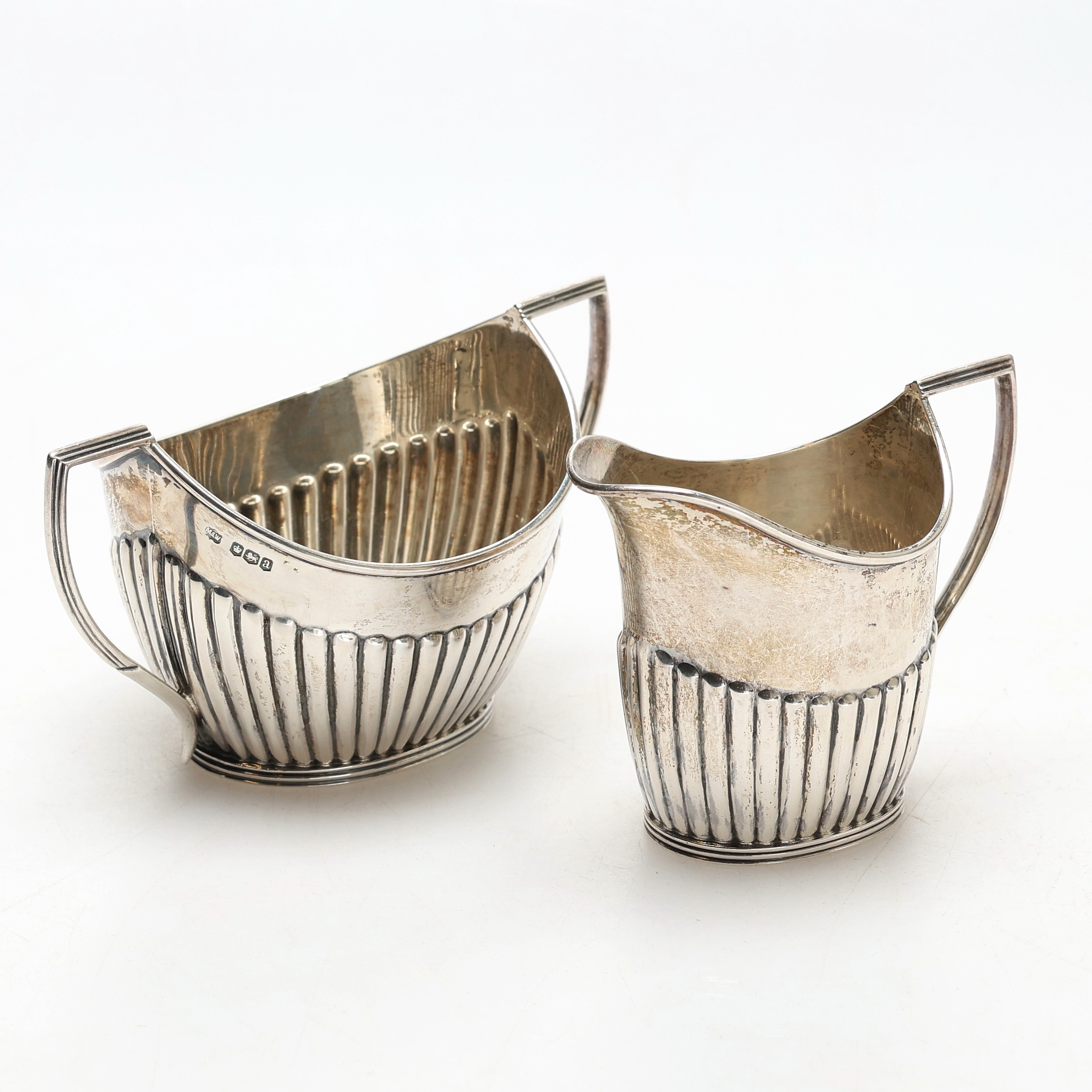 GRÄDDKANNA och SOCKERSKÅL, silver 248,5gram, England, M&W Mappin & Webb.