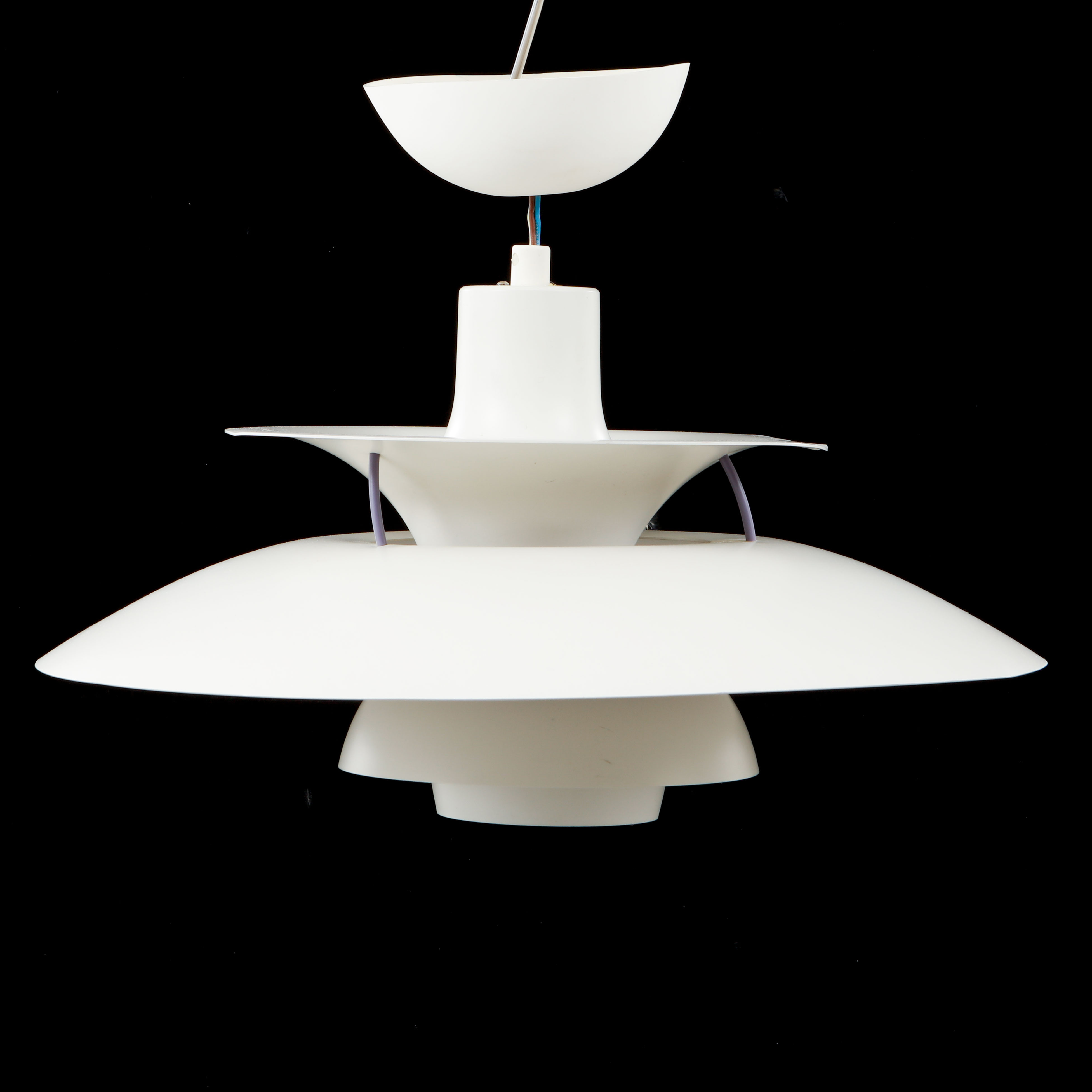POUL HENNINGSEN. Taklampa, "PH5", Louis Poulsen, Danmark.
