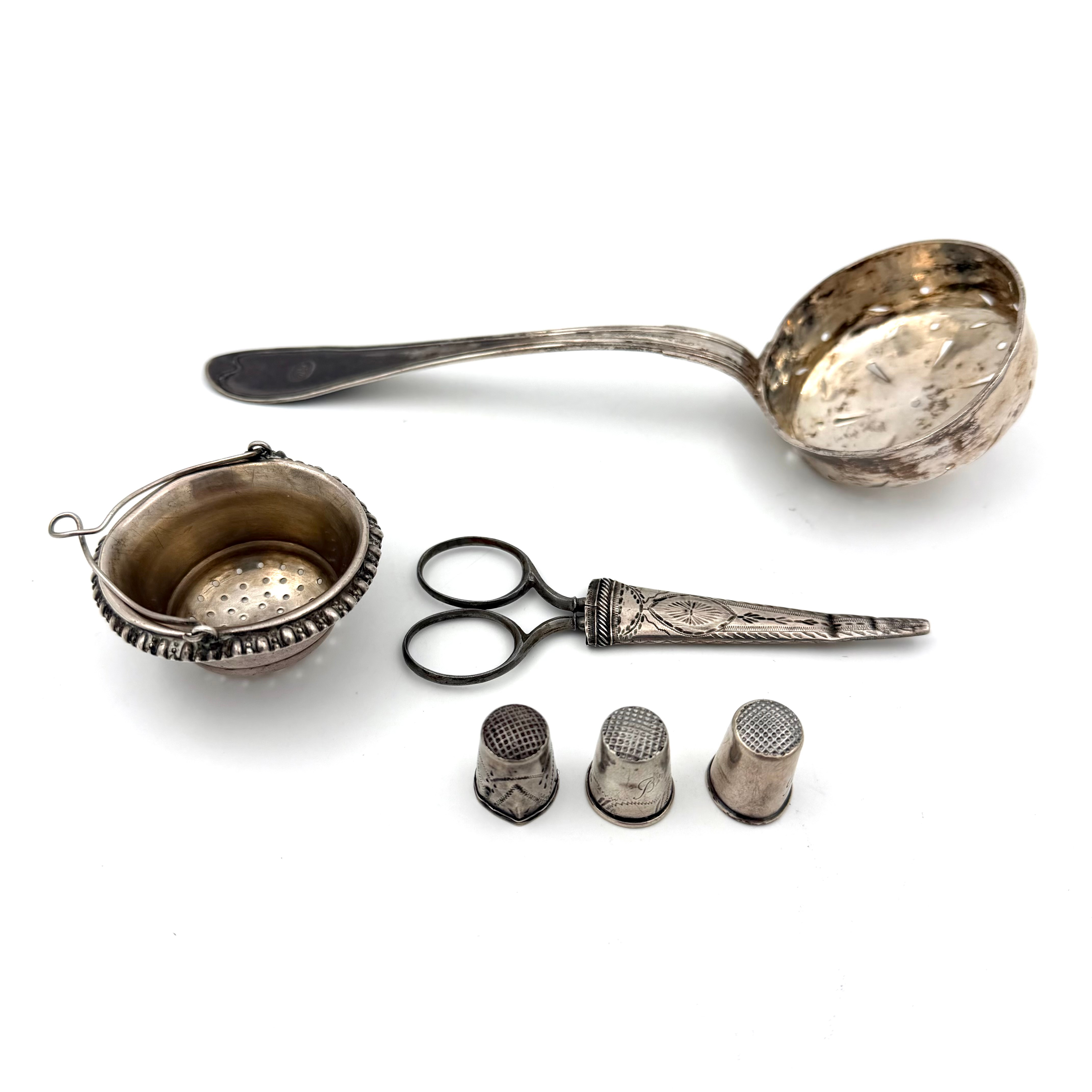 STRÖSOCKERSKED, TESIL, MM., 1800-tal, silver.