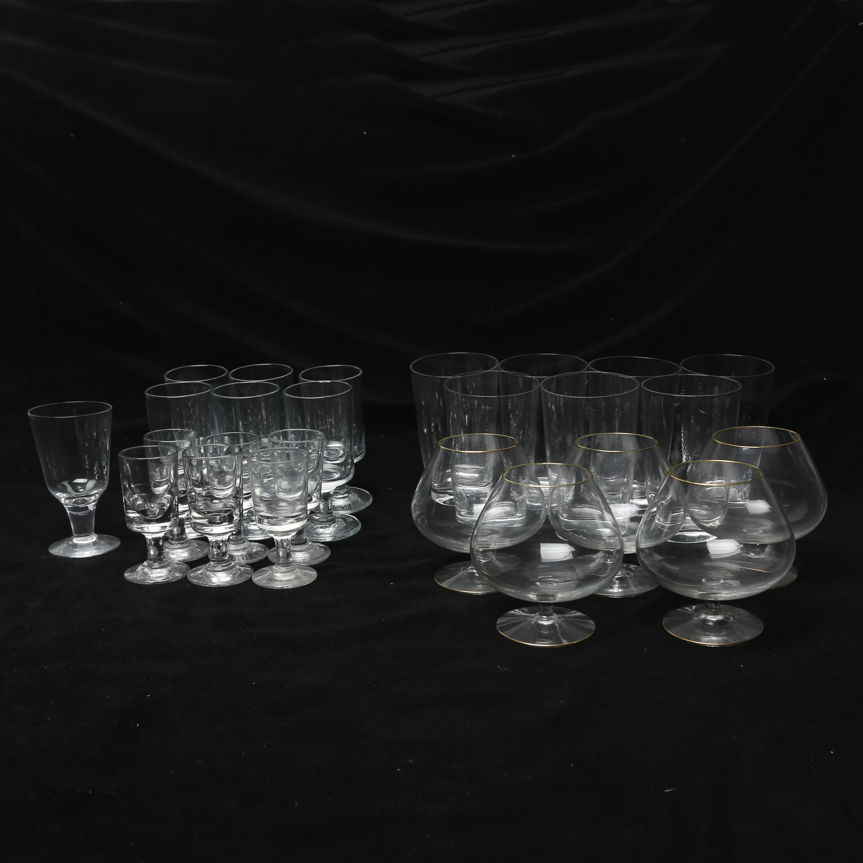 SERVISGLAS 25 st, bland annat Orrefora.