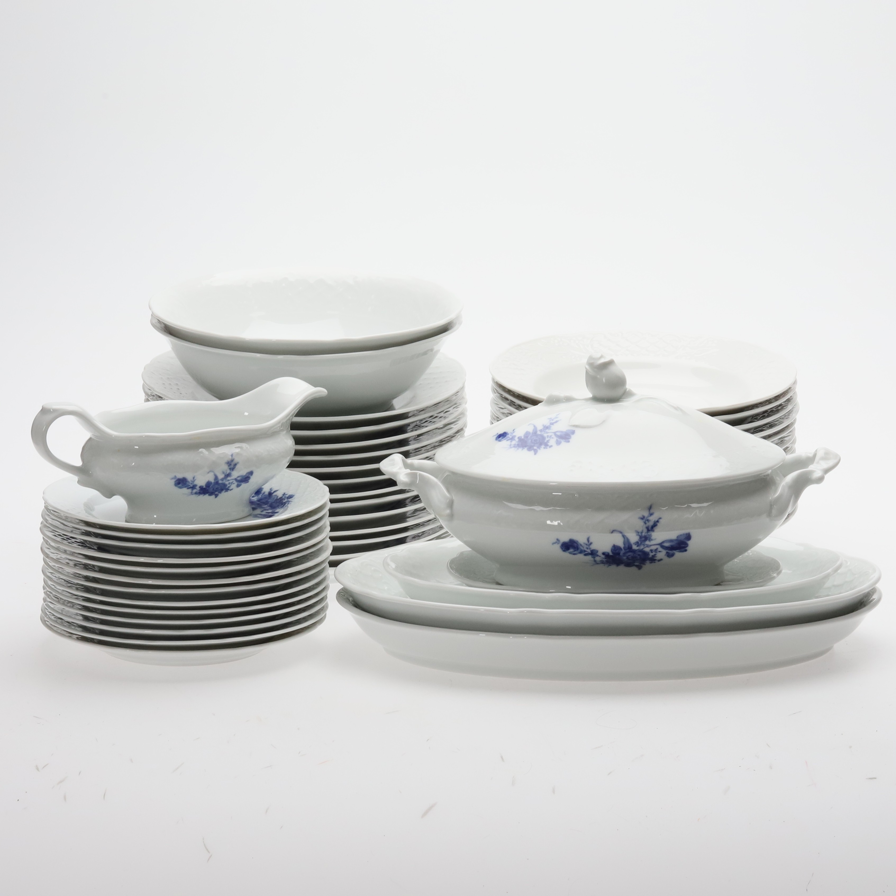 MATSERVIS, 46 delar, "Echt Cobalt" porslin, Schumann, Azberg, Tyskland.