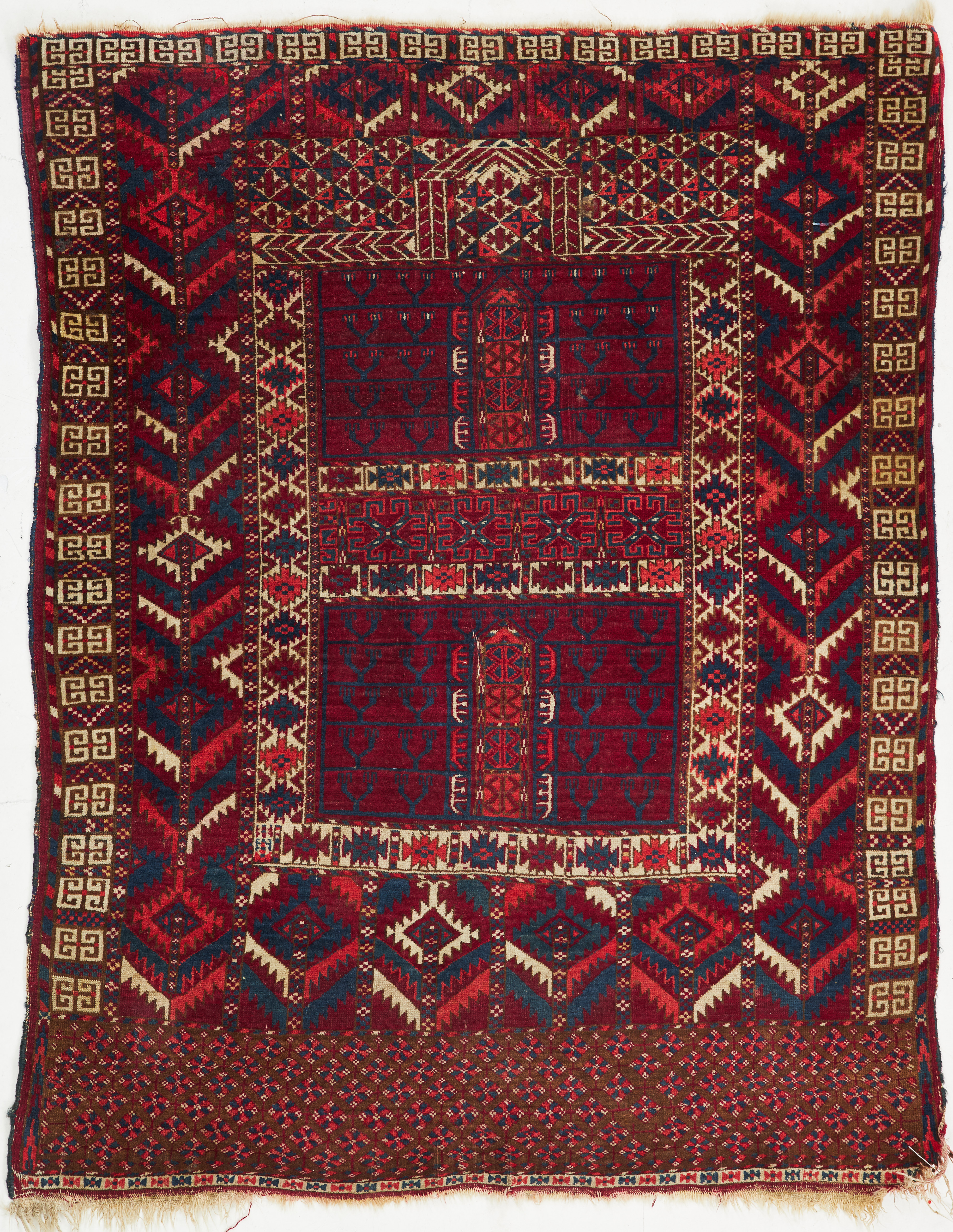 ORIENTMATTA. Tekke, Turkmen, ca 143x115 cm.
