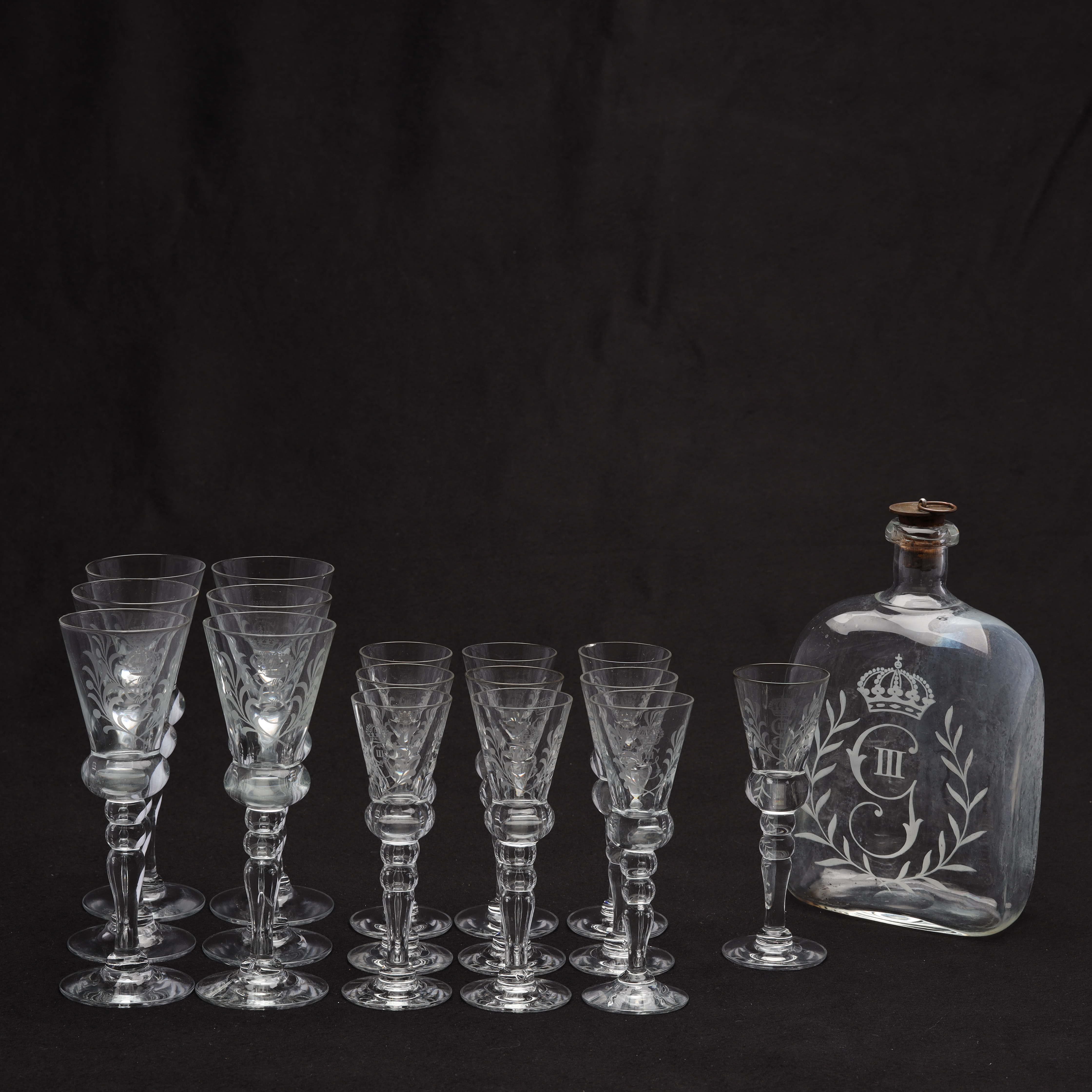 GLASSERVIS 17 delar, "Gustav III", Reijmyre, 1900-talets andra hälft.