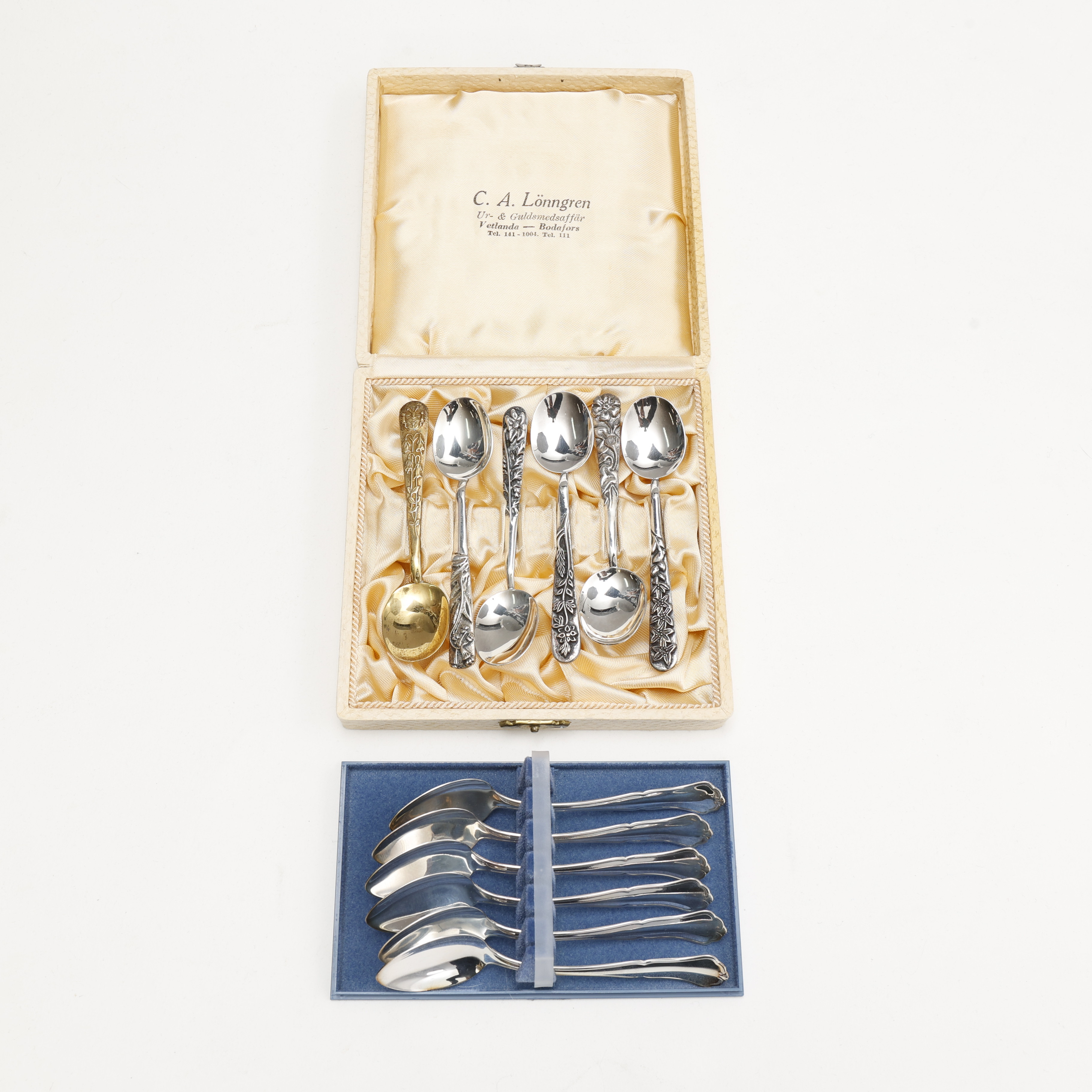 KAFFESKEDAR, 12 stycken, "Carl von Linne,Victoria"silver, totalvikt ca 149 gram.
