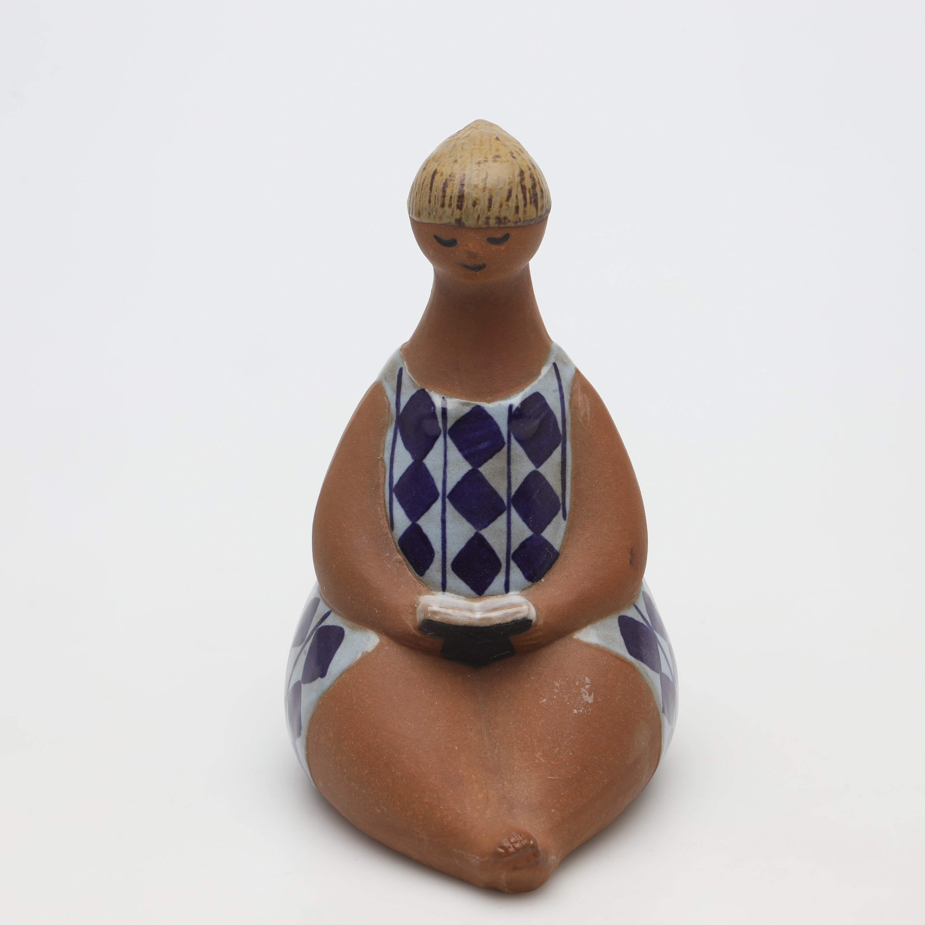 LISA LARSON. FIGURIN, stengods, "Amalia", ur serien "ABC-flickorna", Gustavsberg.