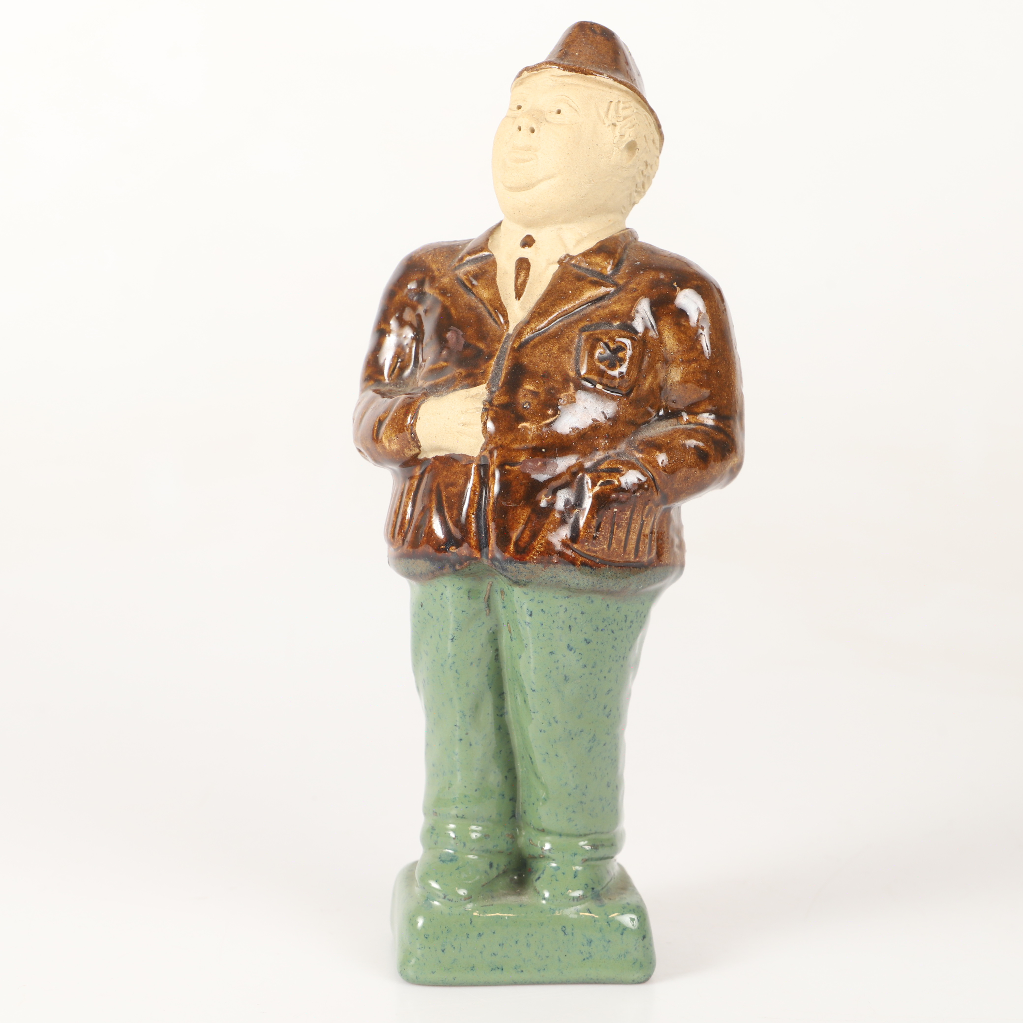 SVEN BOLIN. Figurin, Edvard Persson, delvis glaserad keramik, Höganäs, signerad.