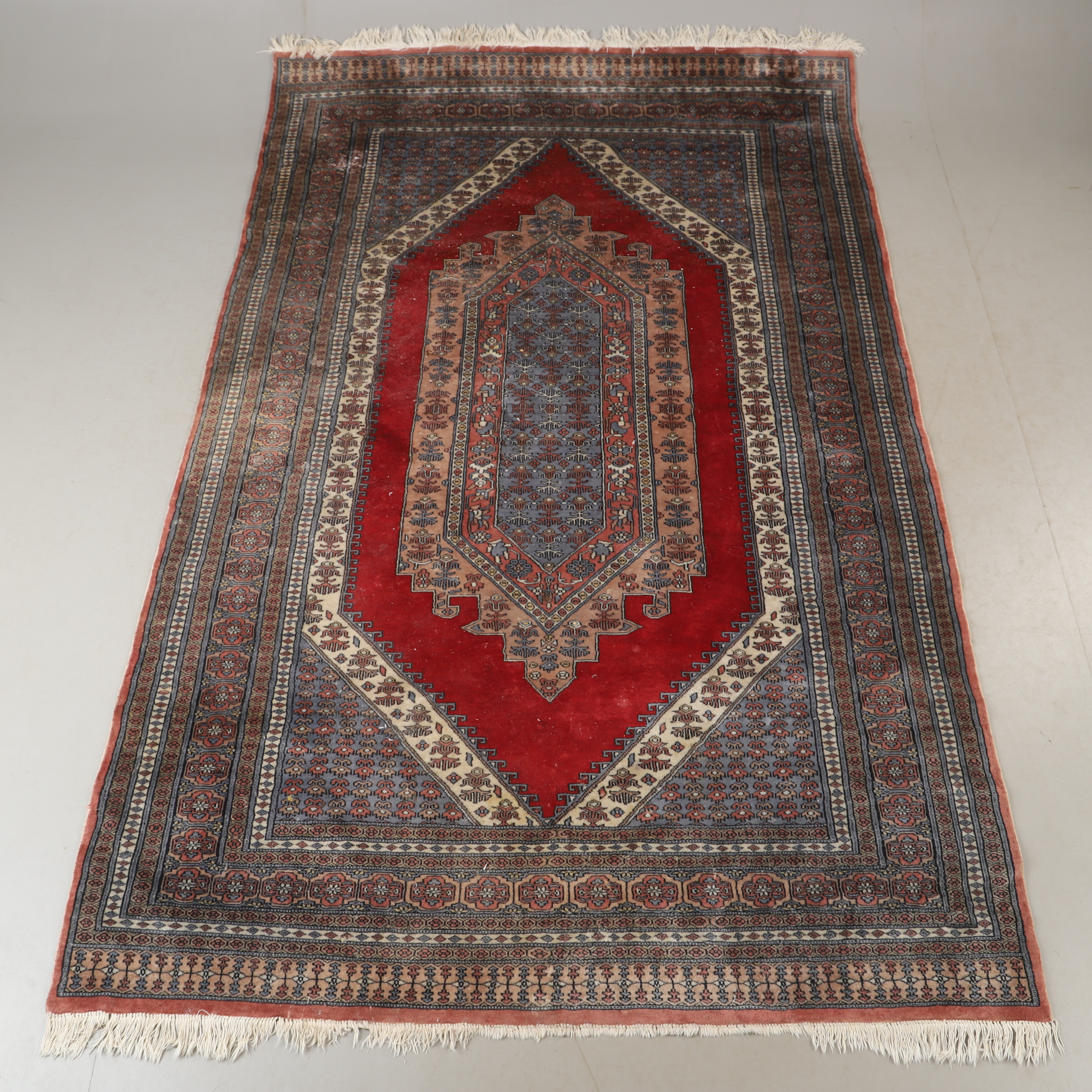 MATTA, orientalisk, 300 x 185 cm.