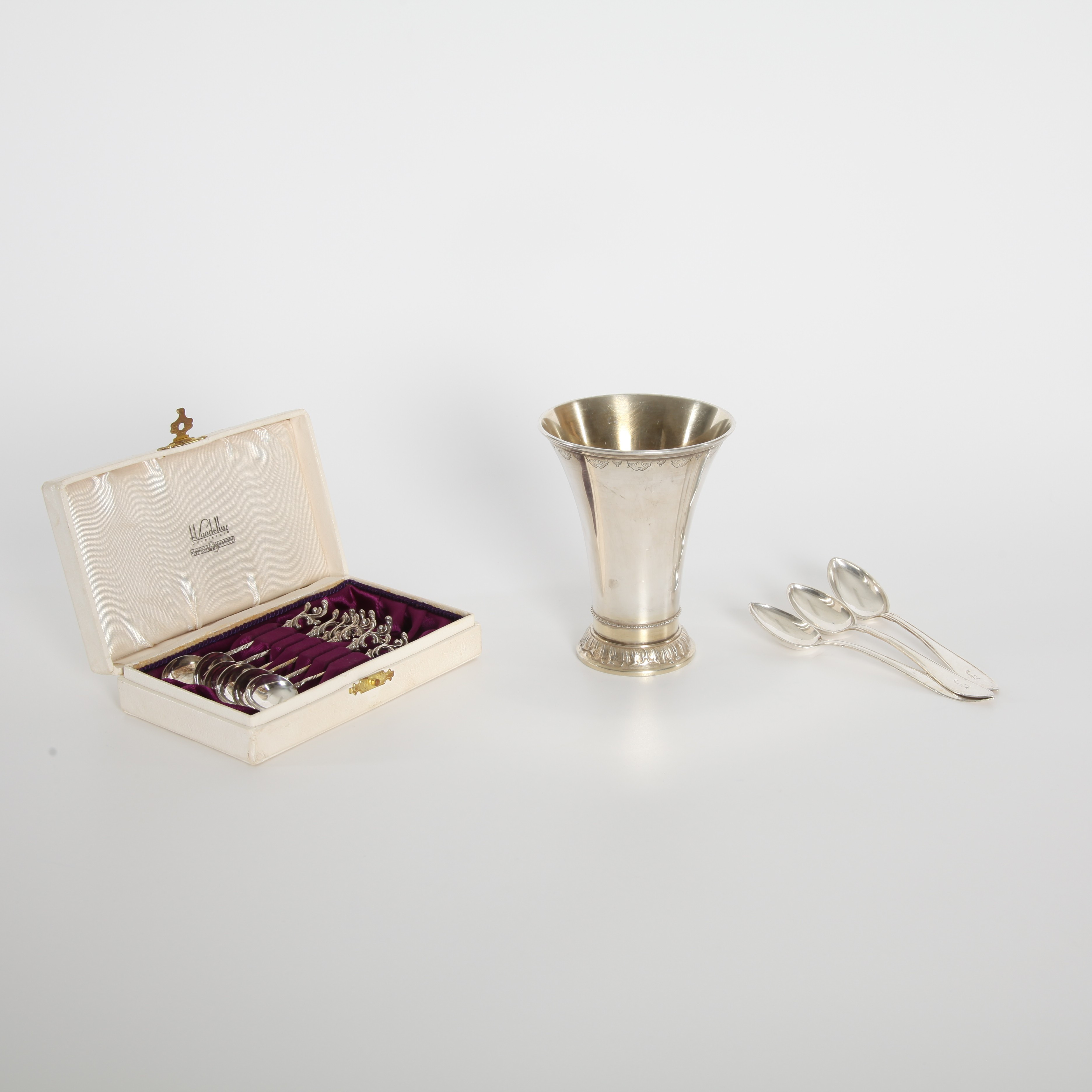SILVERFÖREMÅL, 10 delar, 1916-1945.