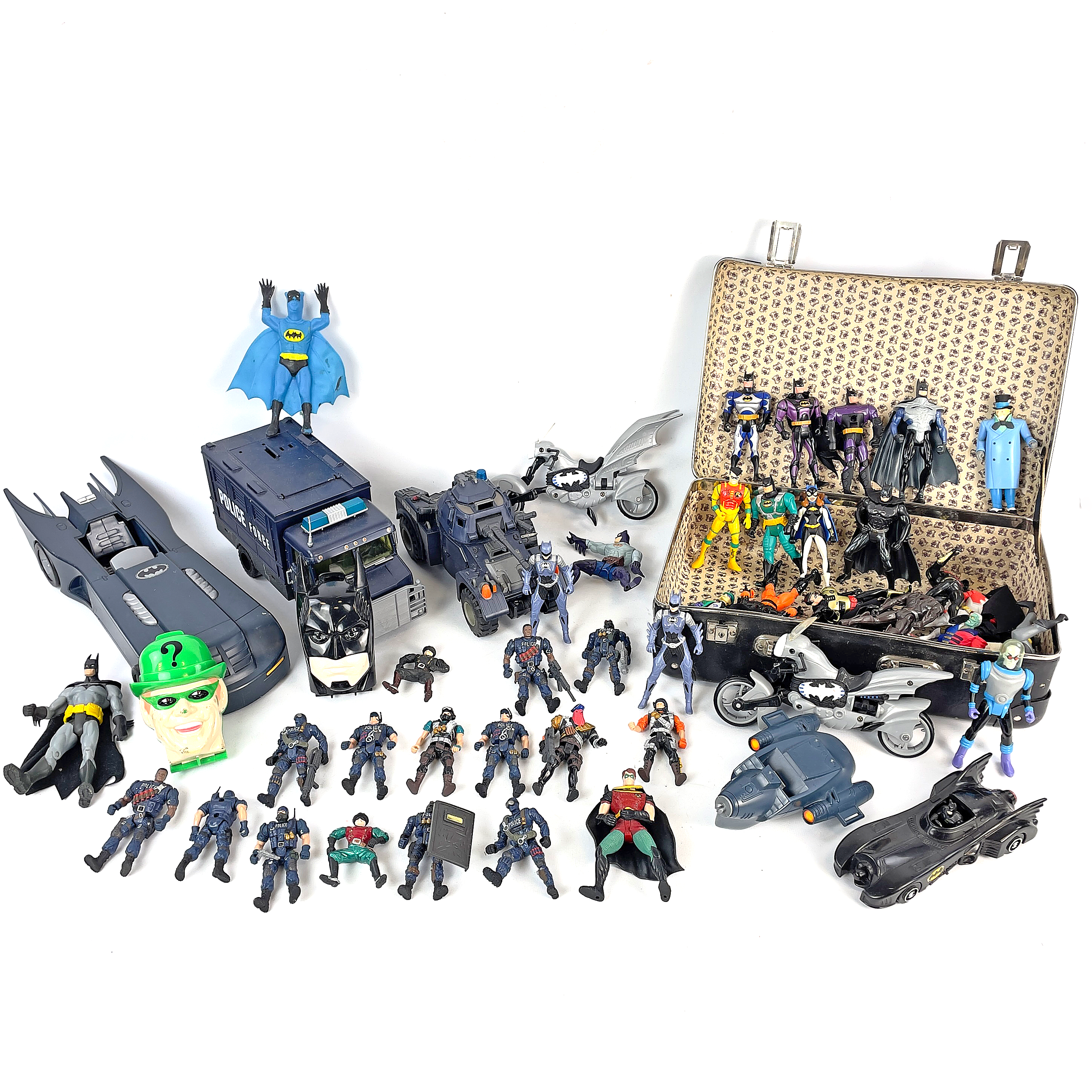 PARTI ACTIONFIGURER & FORDON, ca 52 st, Batman samt Chap Mei Police Force.