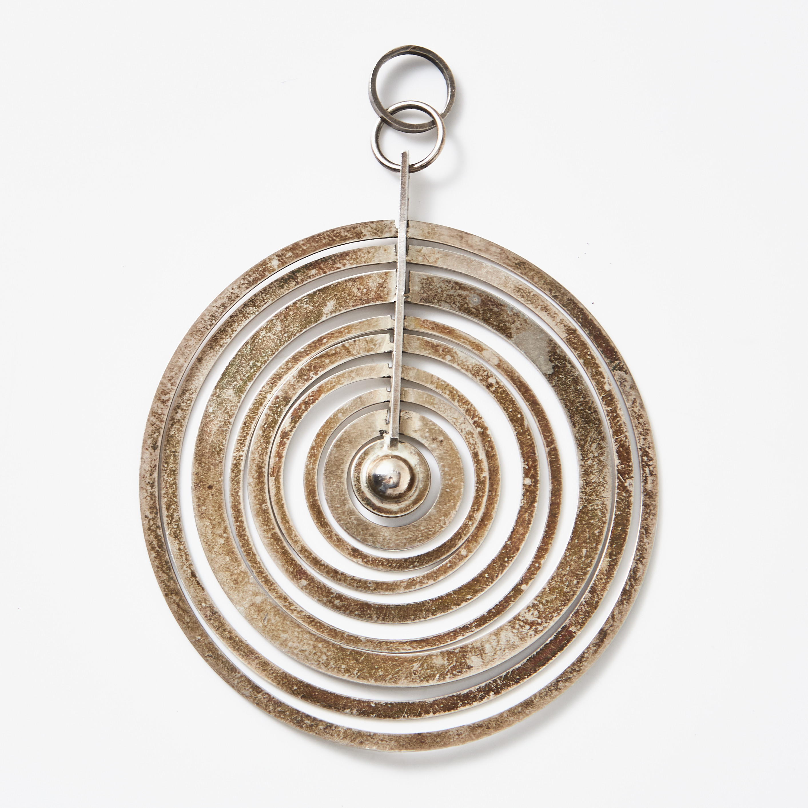 TAPIO WIRKKALA. "Silver moon", hänge, sterlingsilver, Helsingfors 1972.