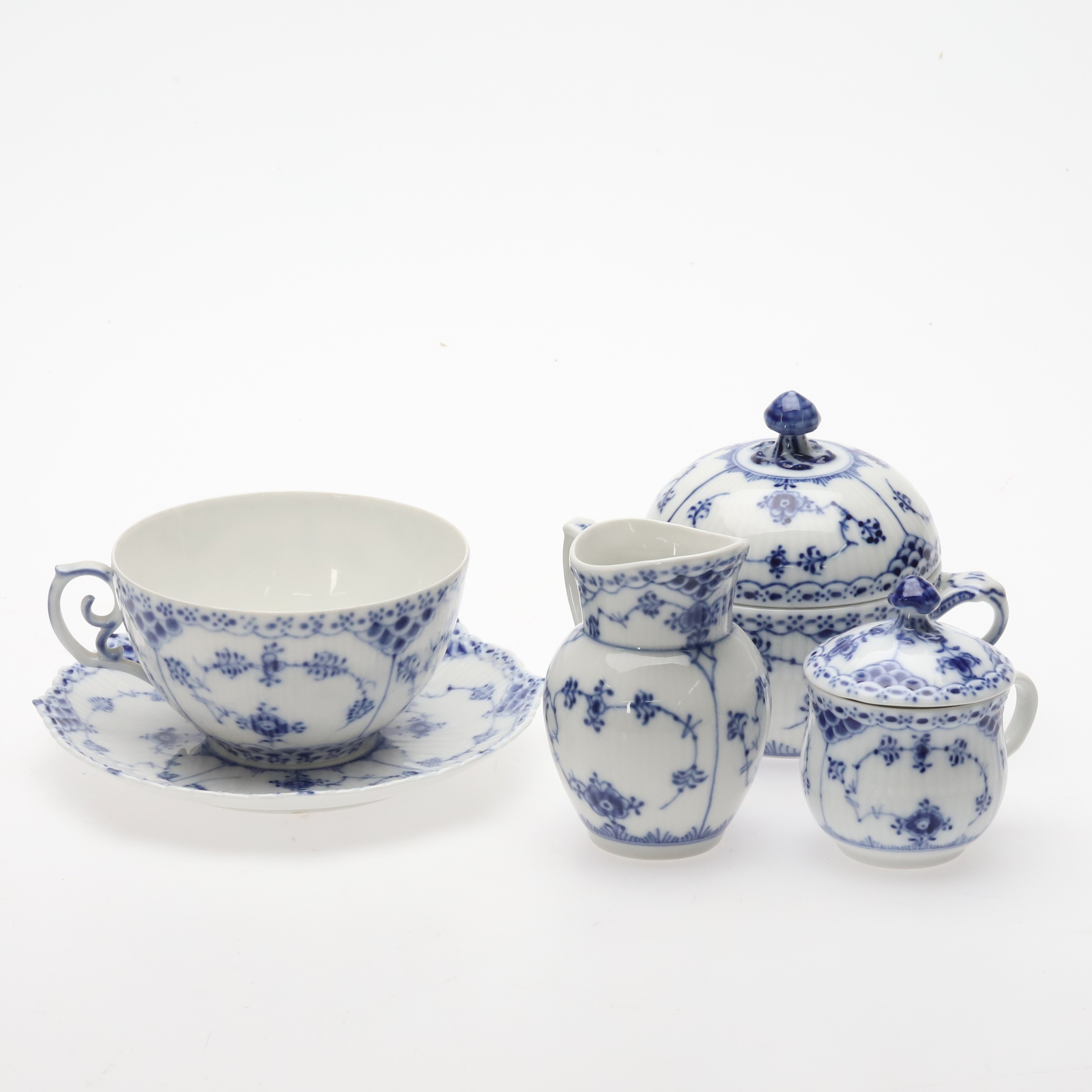 ROYAL COPENHAGEN, Porslin, "Musselmalet", 4 delar.