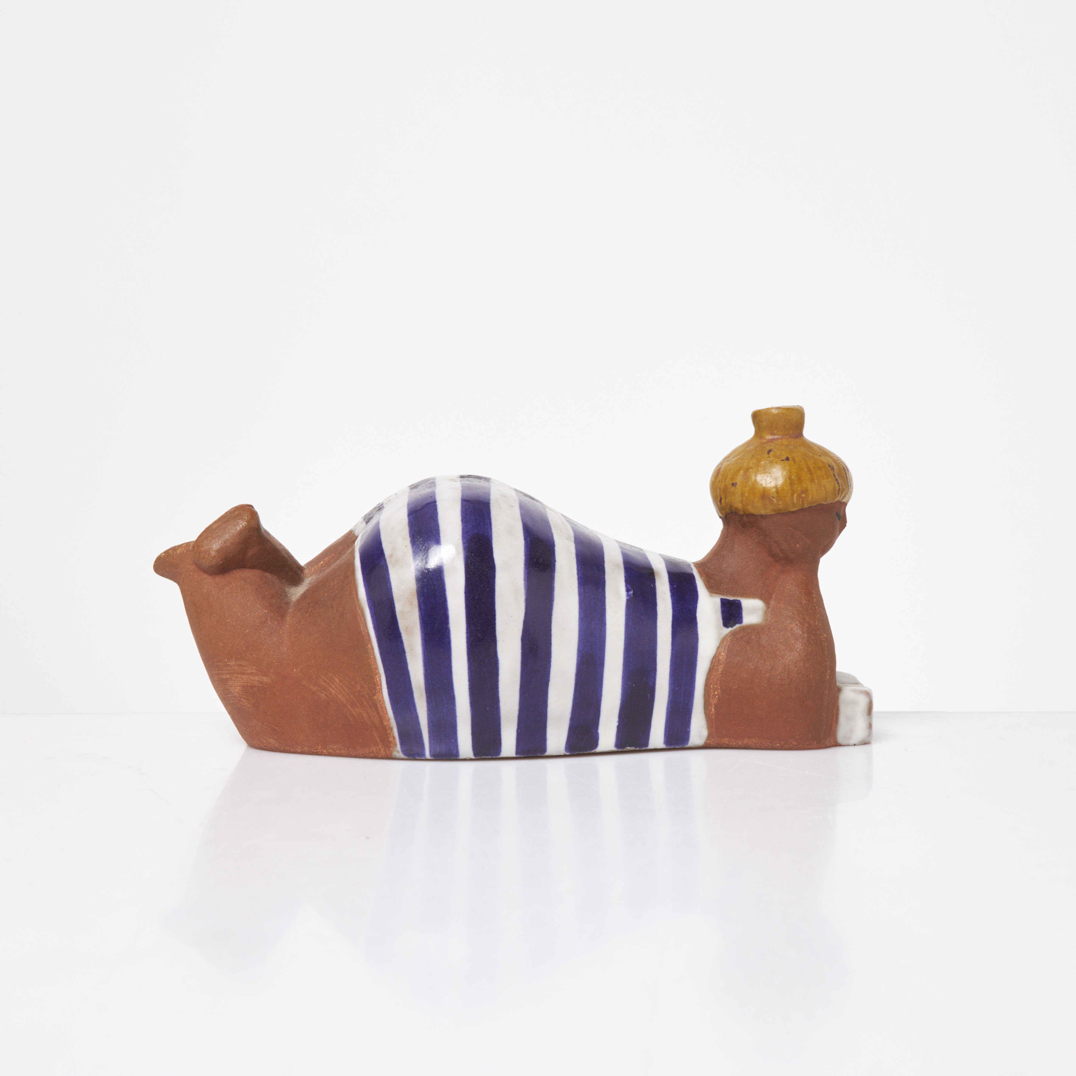 LISA LARSON. "Beata", ur ABC-Flickor, spår från etikett, i produktion mellan 1958-1973, Gustavsberg.