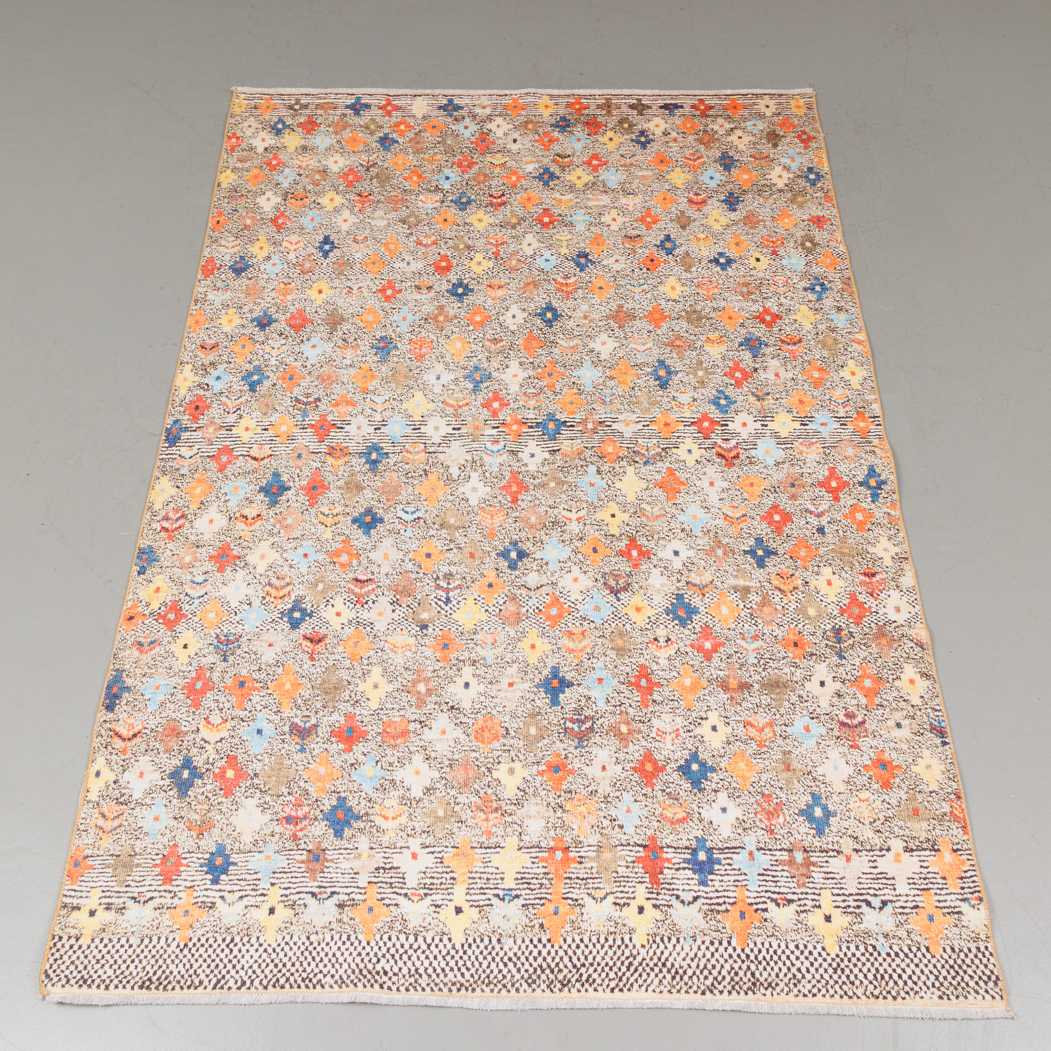 MATTA, 156x226 cm.