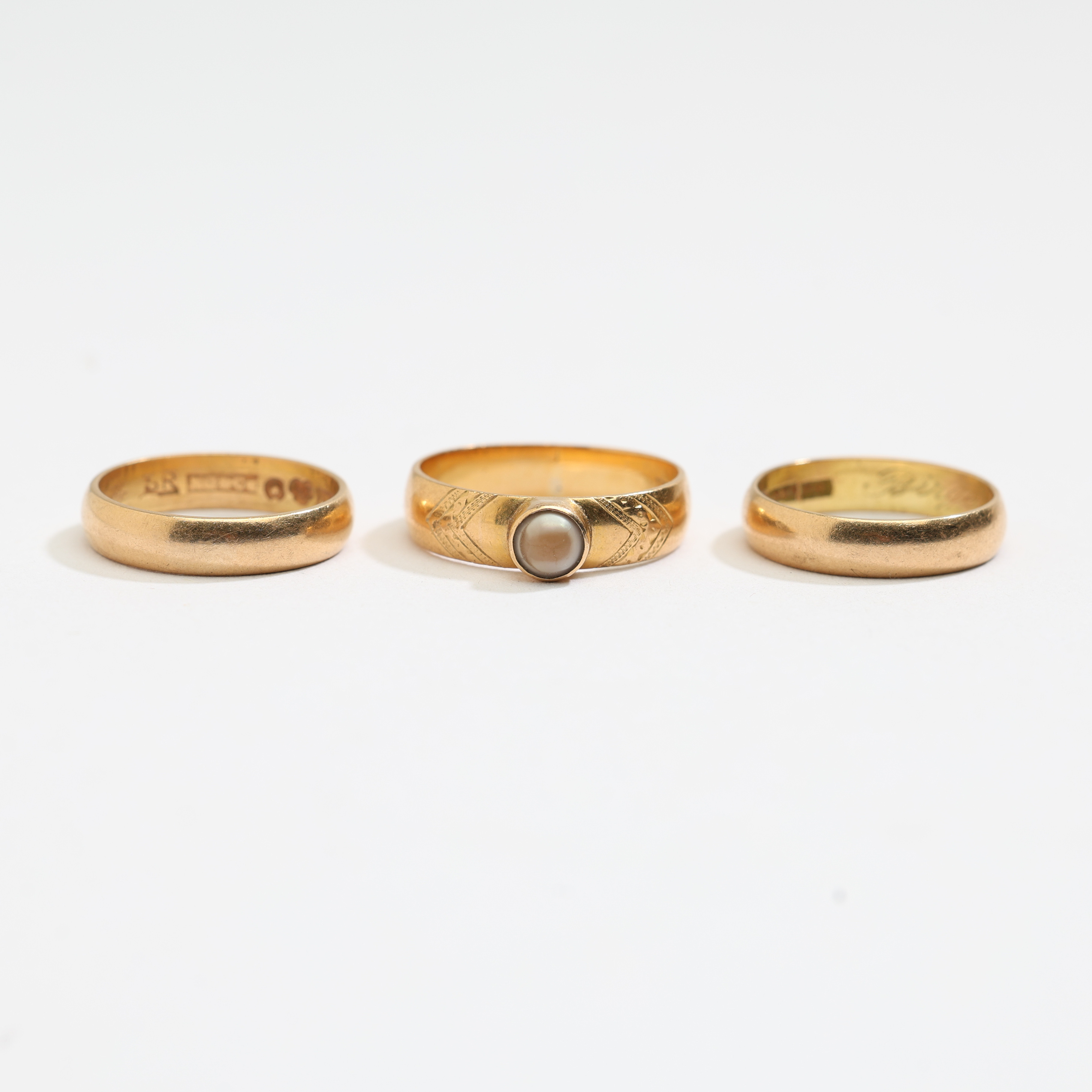 RINGAR, 3 st, 18K och 20K guld.