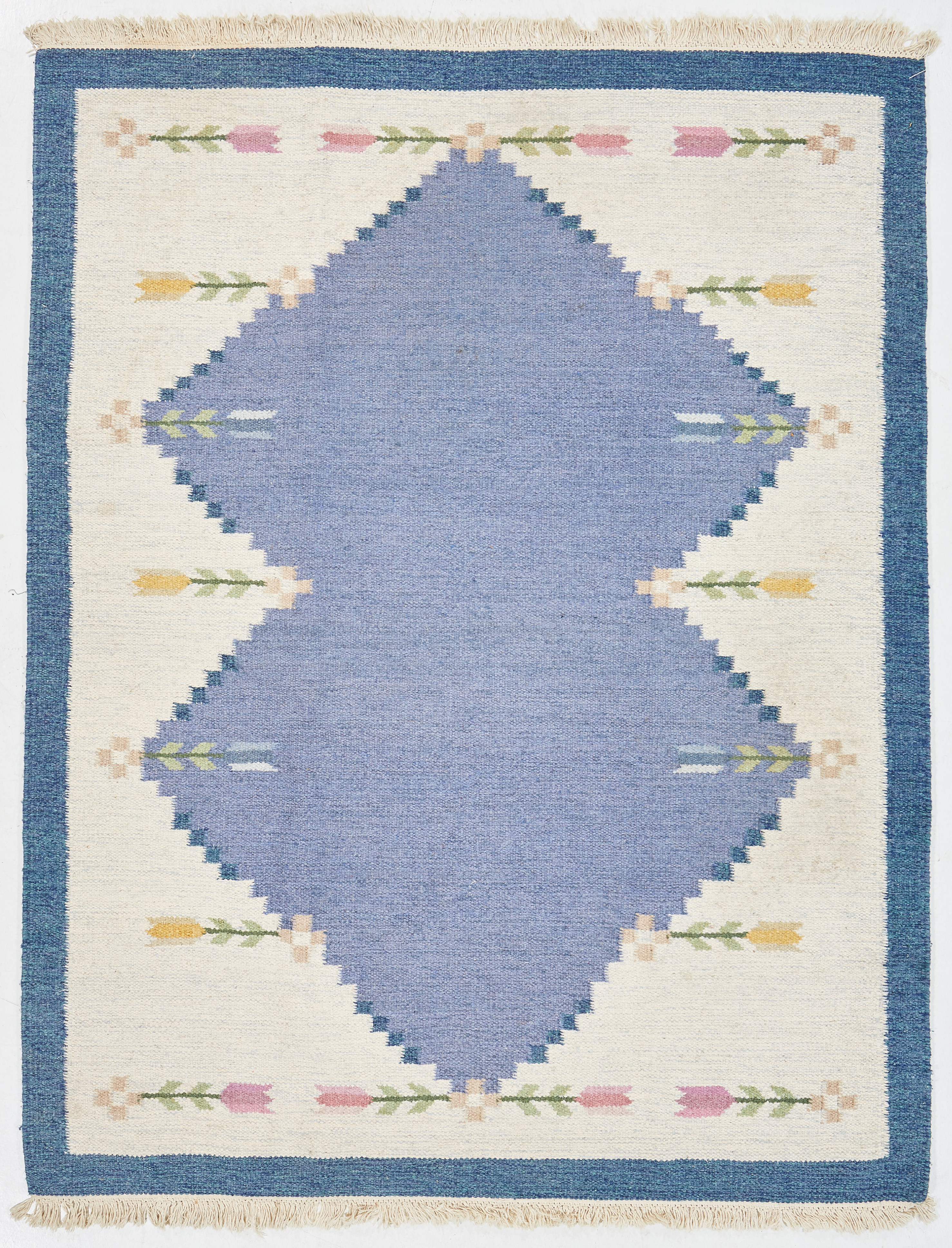MATTA, röllakan, ca 222 x 169 cm.