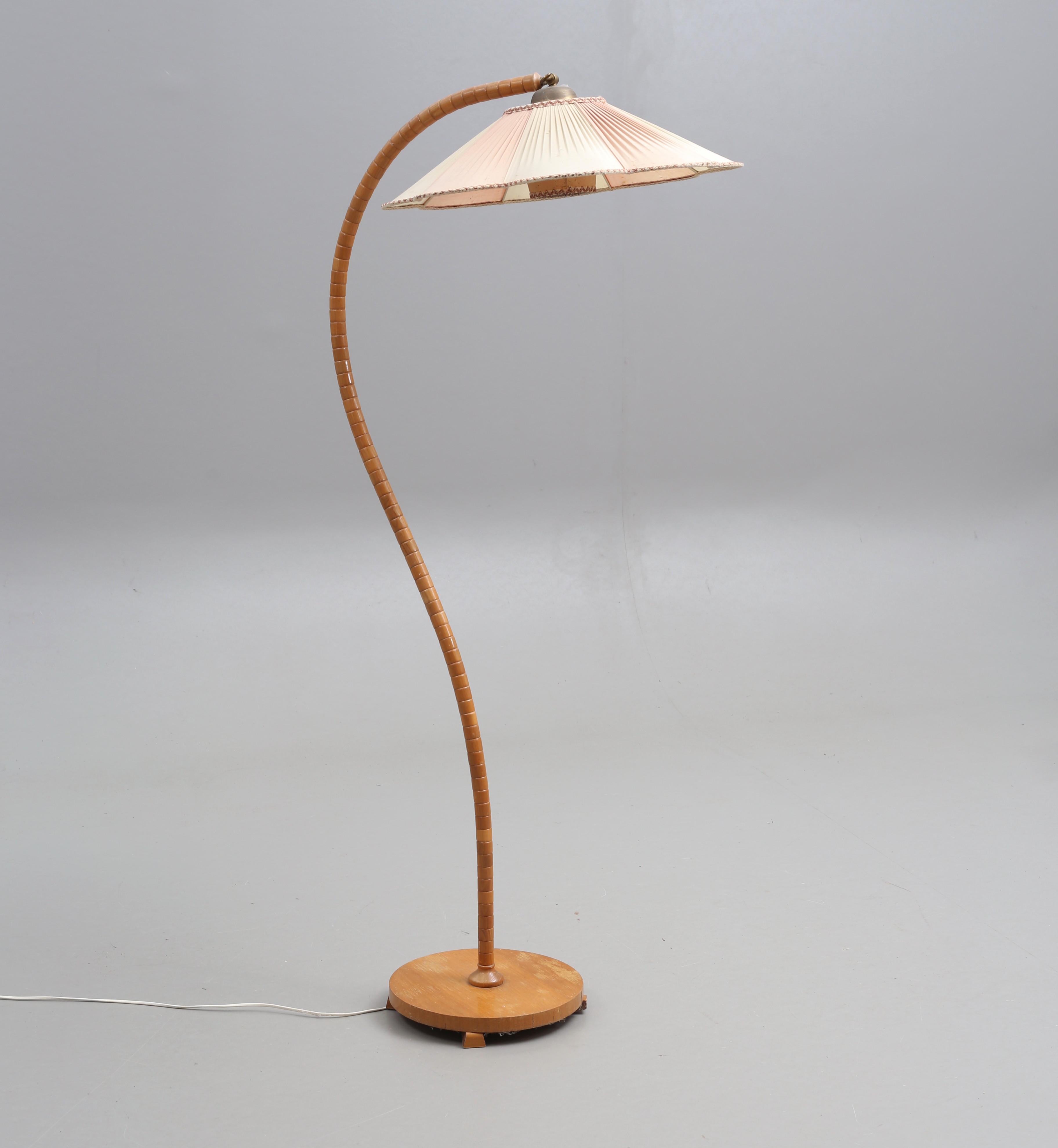 GOLVLAMPA, Svanhals, Markslöjd, 1900-tal.