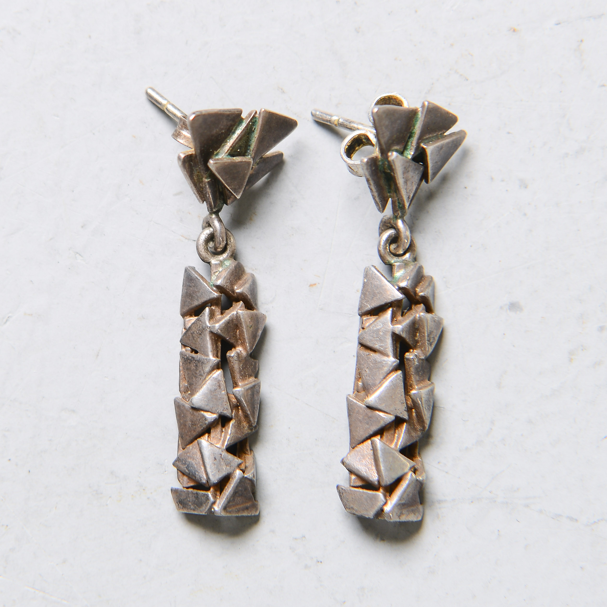 CLAËS E. GIERTTA. Örhängen, sterlingsilver, 1960-tal.
