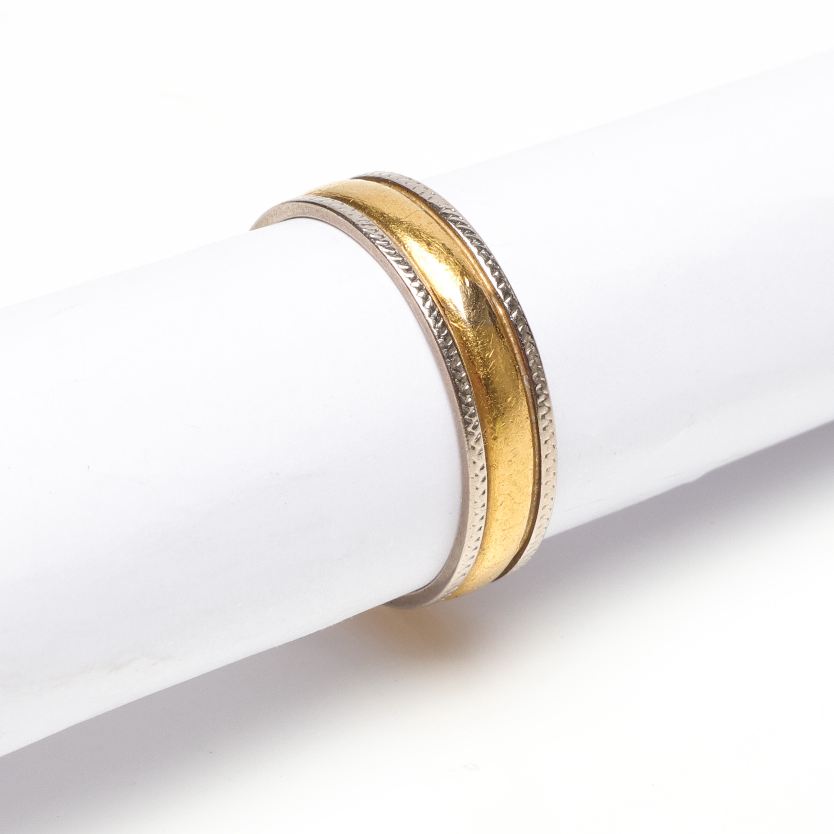 RING, guld, 18k-23k, ca 6,8 gram.