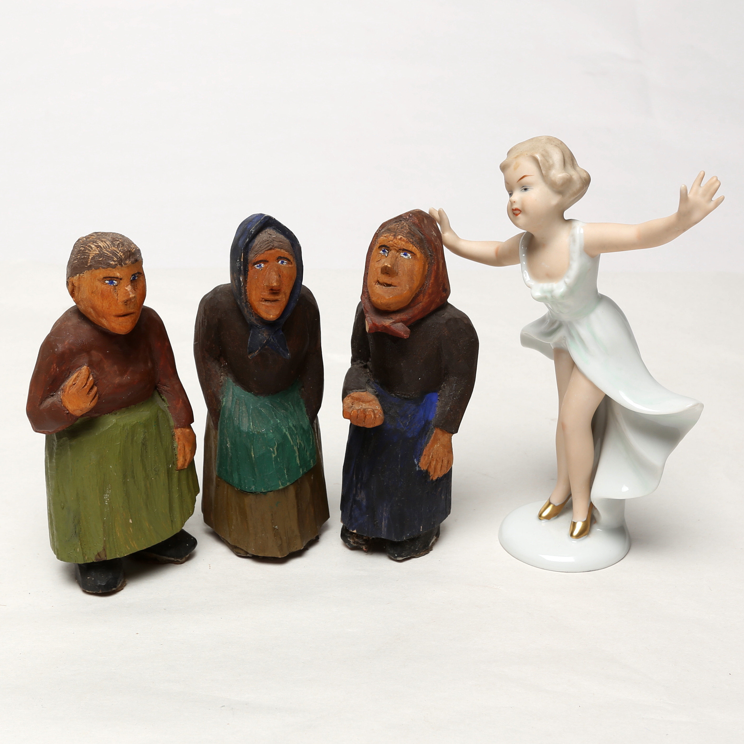 FIGURER, 4 st, porslin/trä. bland annat Wallendorf.